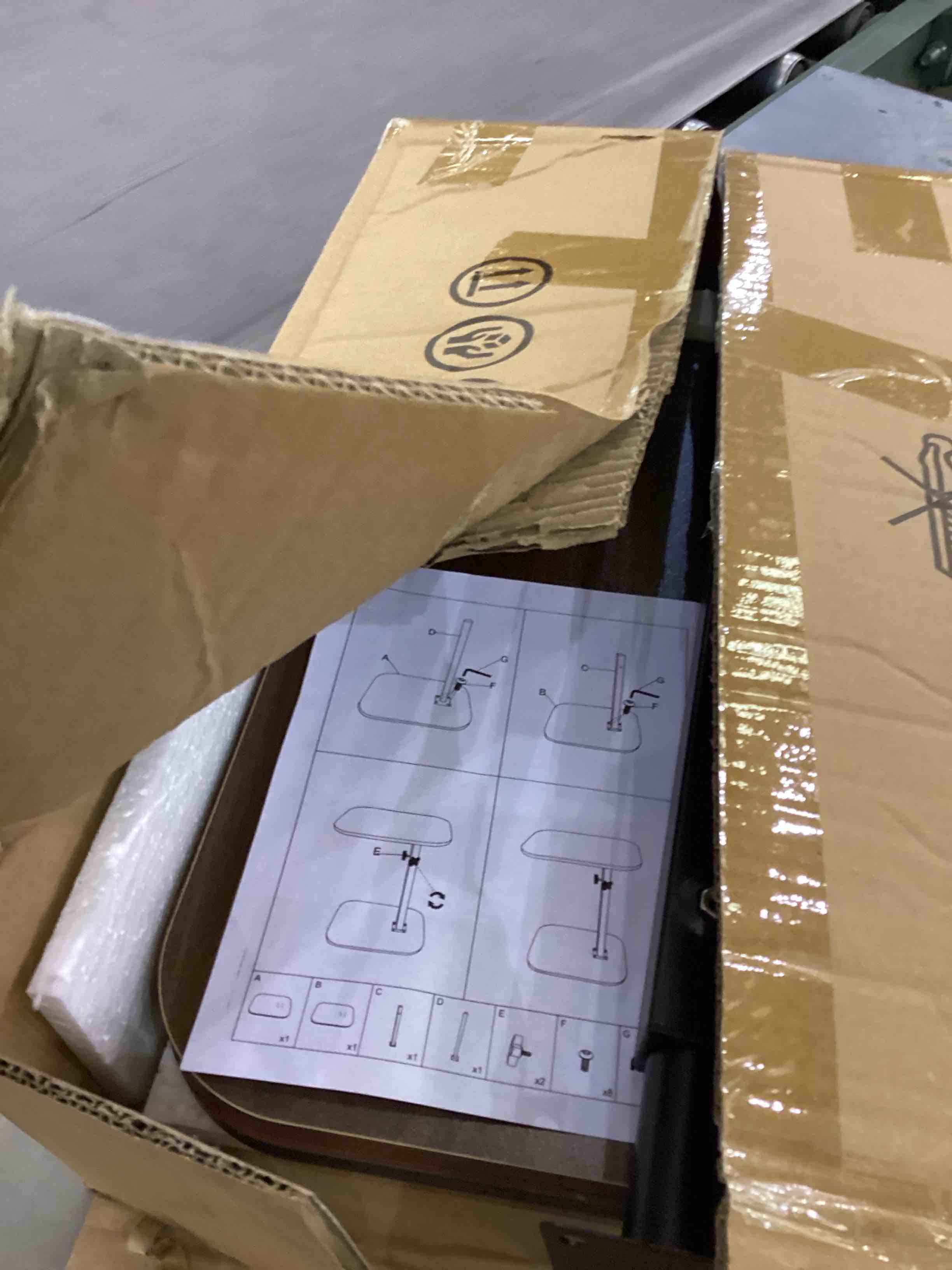 https://s3.amazonaws.com/lotting-images-prod/bidfta/PPE2556614_1753458880988.jpeg