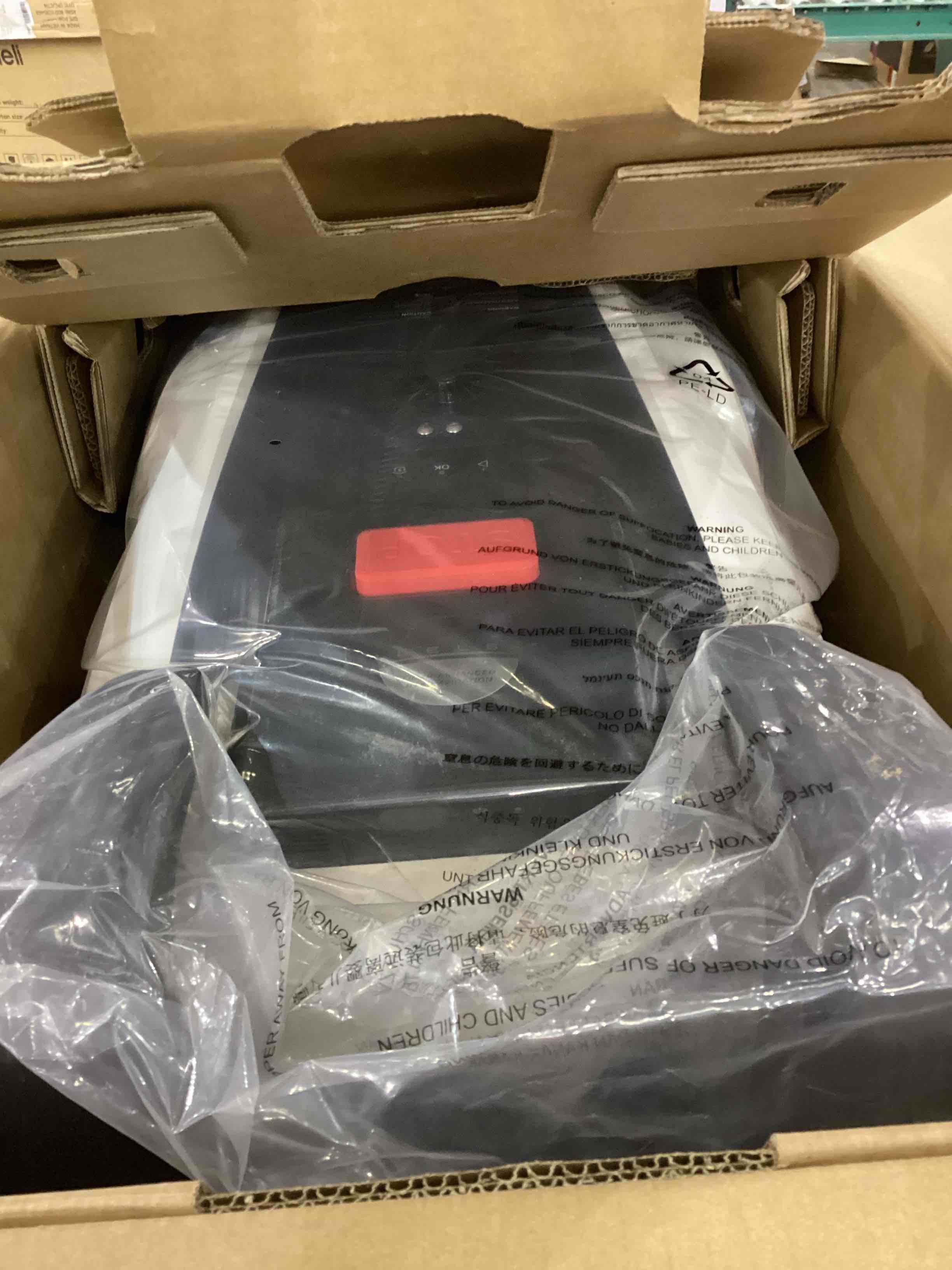 https://s3.amazonaws.com/lotting-images-prod/bidfta/PPE2556882_1753706856614.jpeg