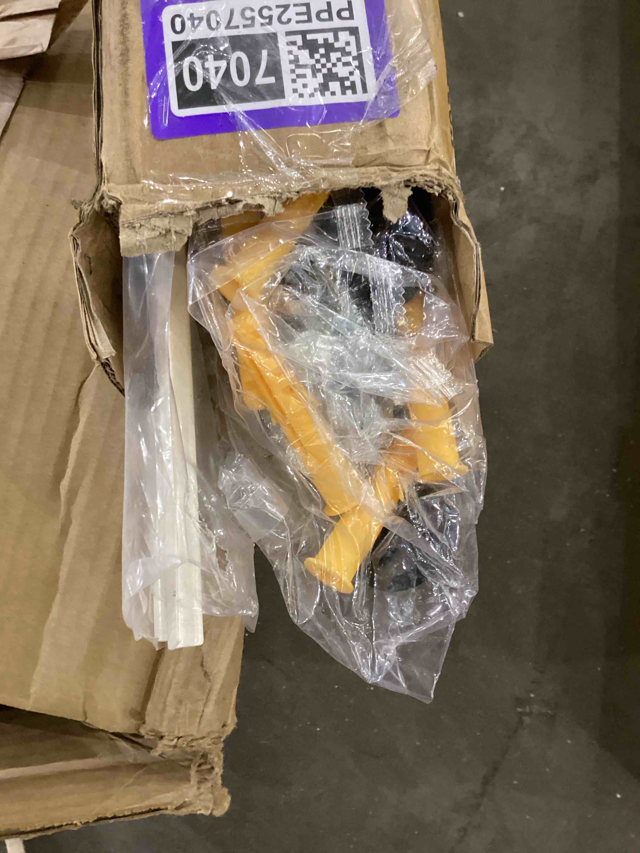 https://s3.amazonaws.com/lotting-images-prod/bidfta/PPE2557040_1755786049861.jpeg