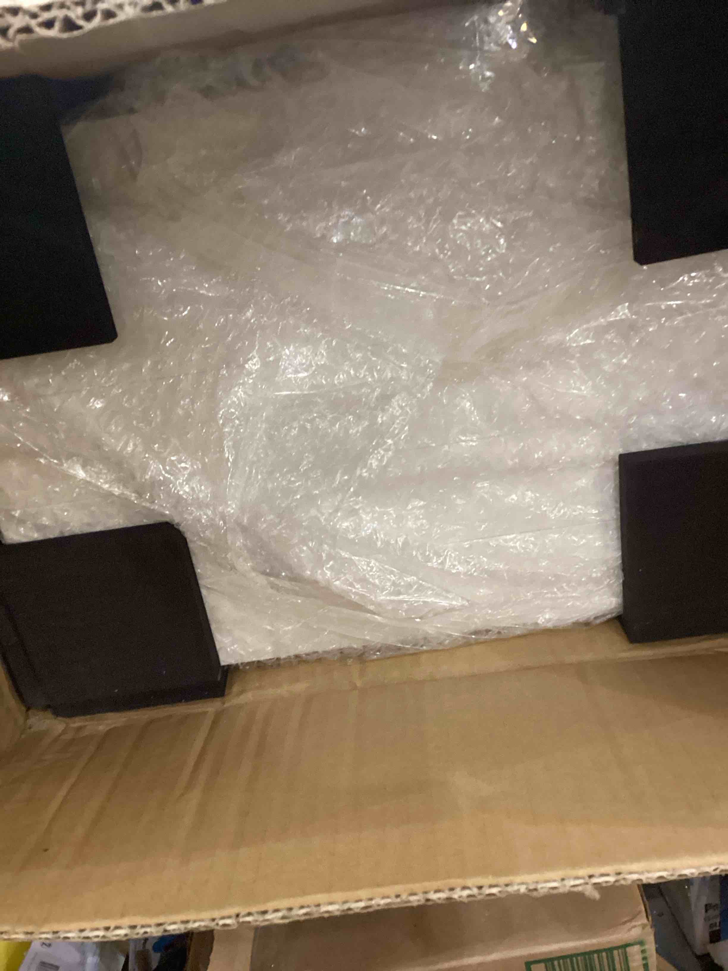 https://s3.amazonaws.com/lotting-images-prod/bidfta/PPE2557165_1752852051868.jpeg