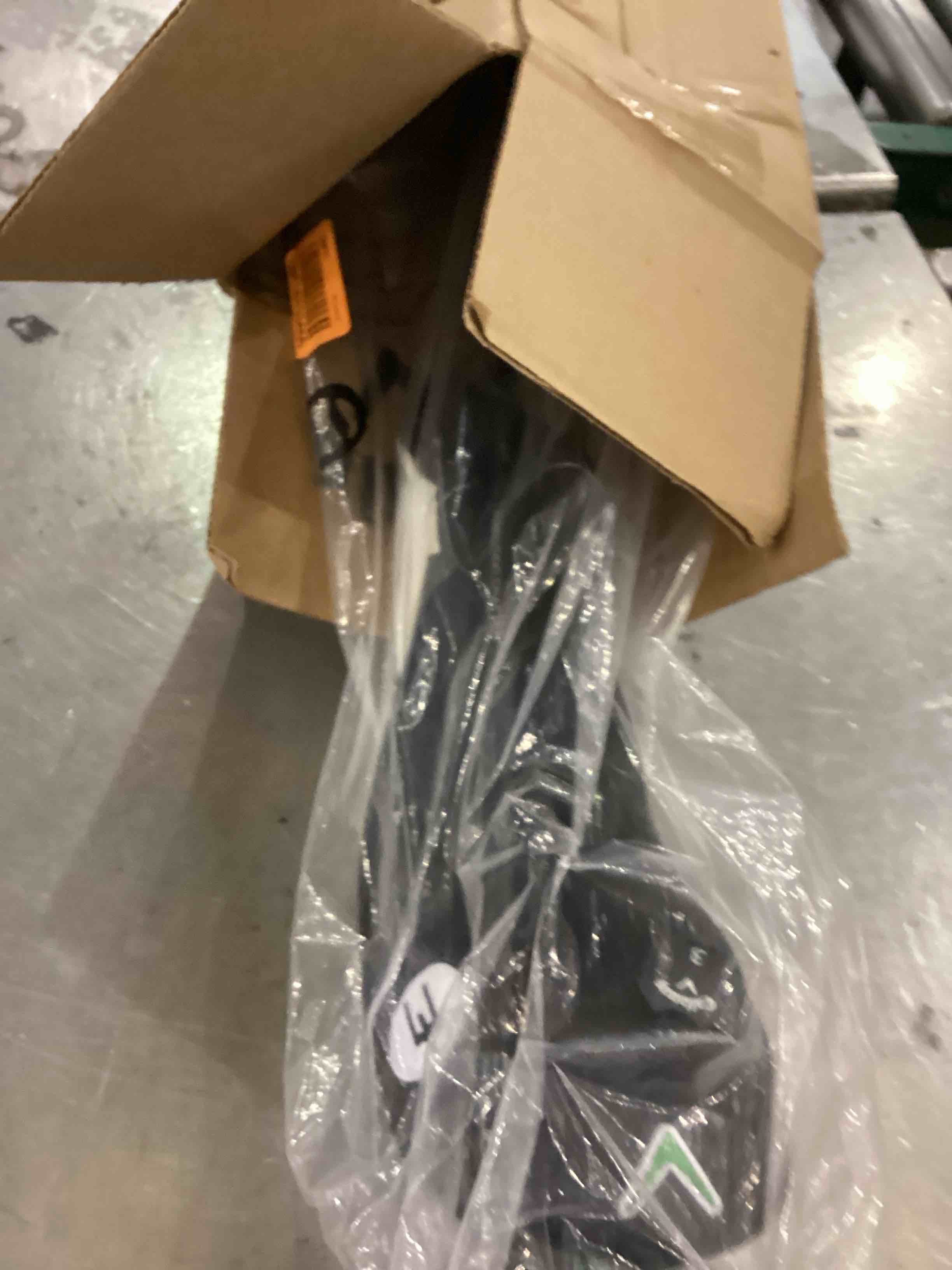 https://s3.amazonaws.com/lotting-images-prod/bidfta/PPE2557182_1752851365420.jpeg
