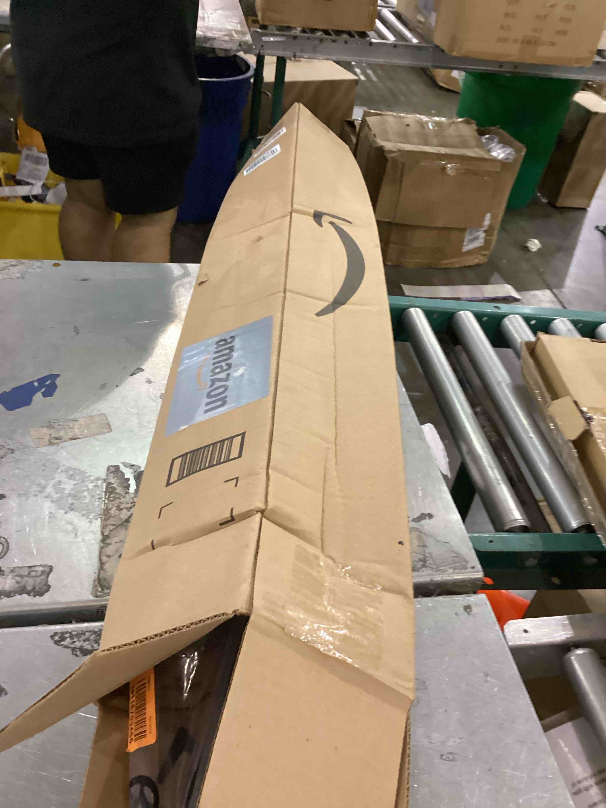 https://s3.amazonaws.com/lotting-images-prod/bidfta/PPE2557182_1752851367221.jpeg