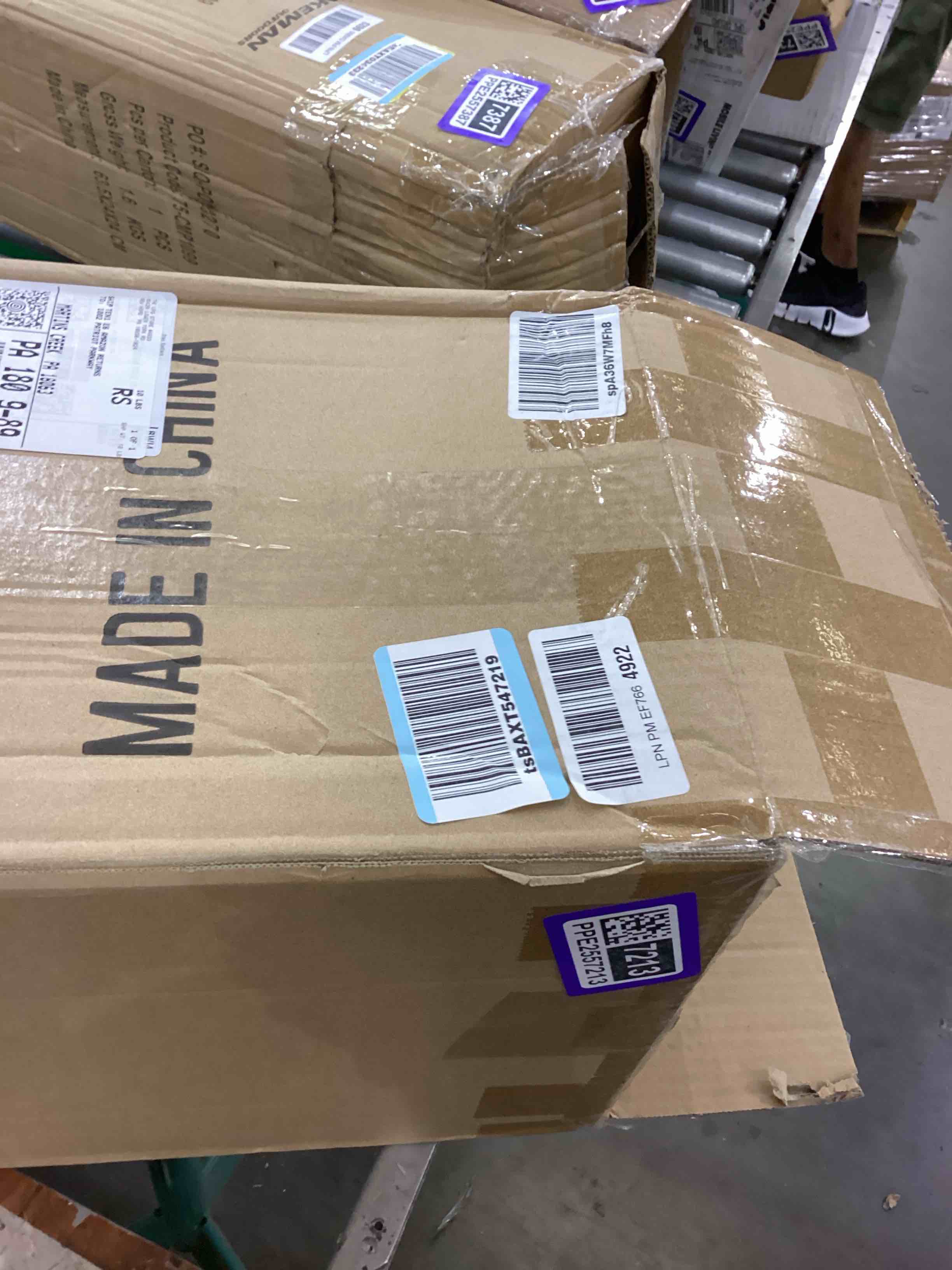 https://s3.amazonaws.com/lotting-images-prod/bidfta/PPE2557213_1752860900310.jpeg