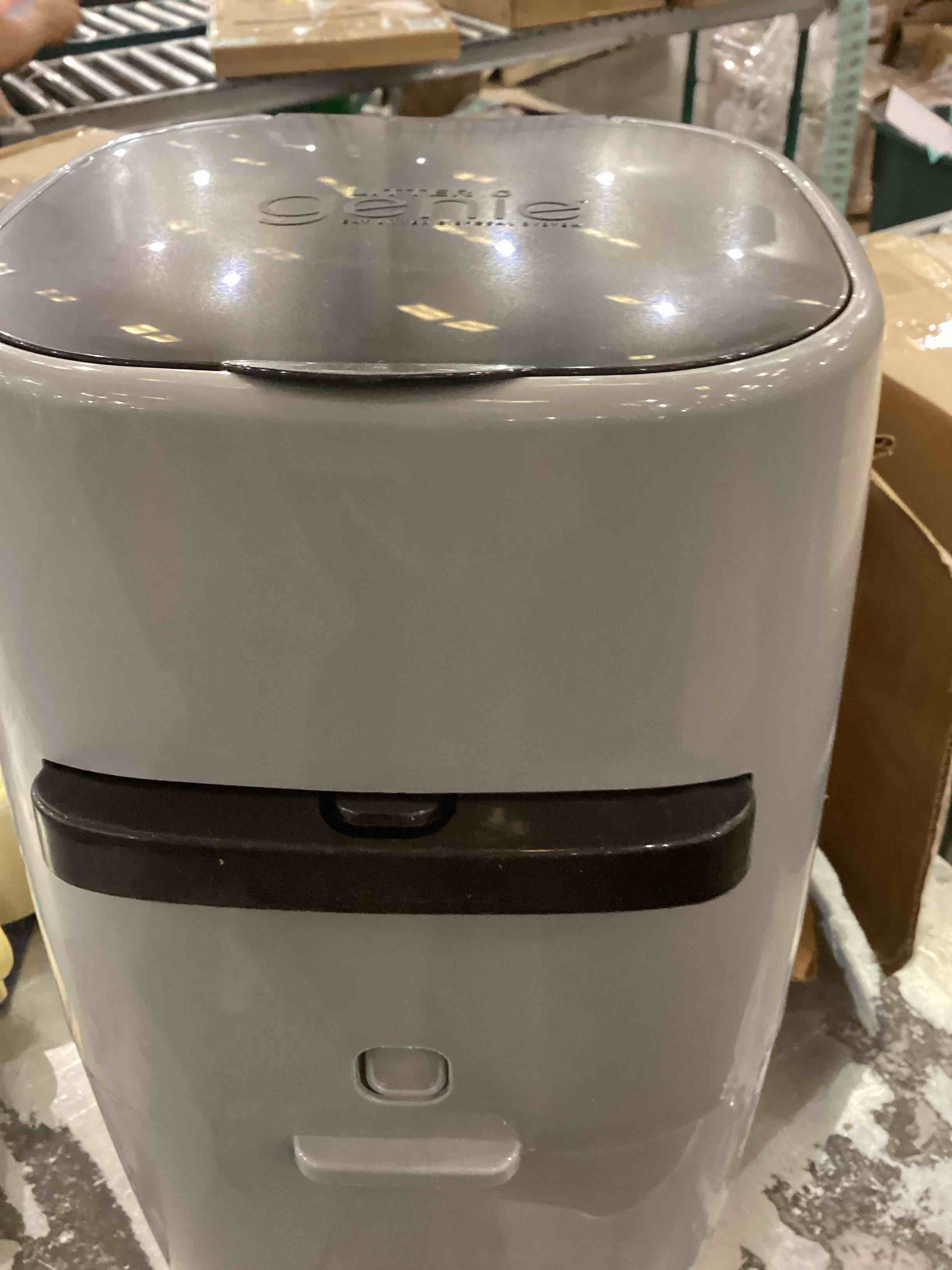 https://s3.amazonaws.com/lotting-images-prod/bidfta/PPE2557228_1752853388393.jpeg