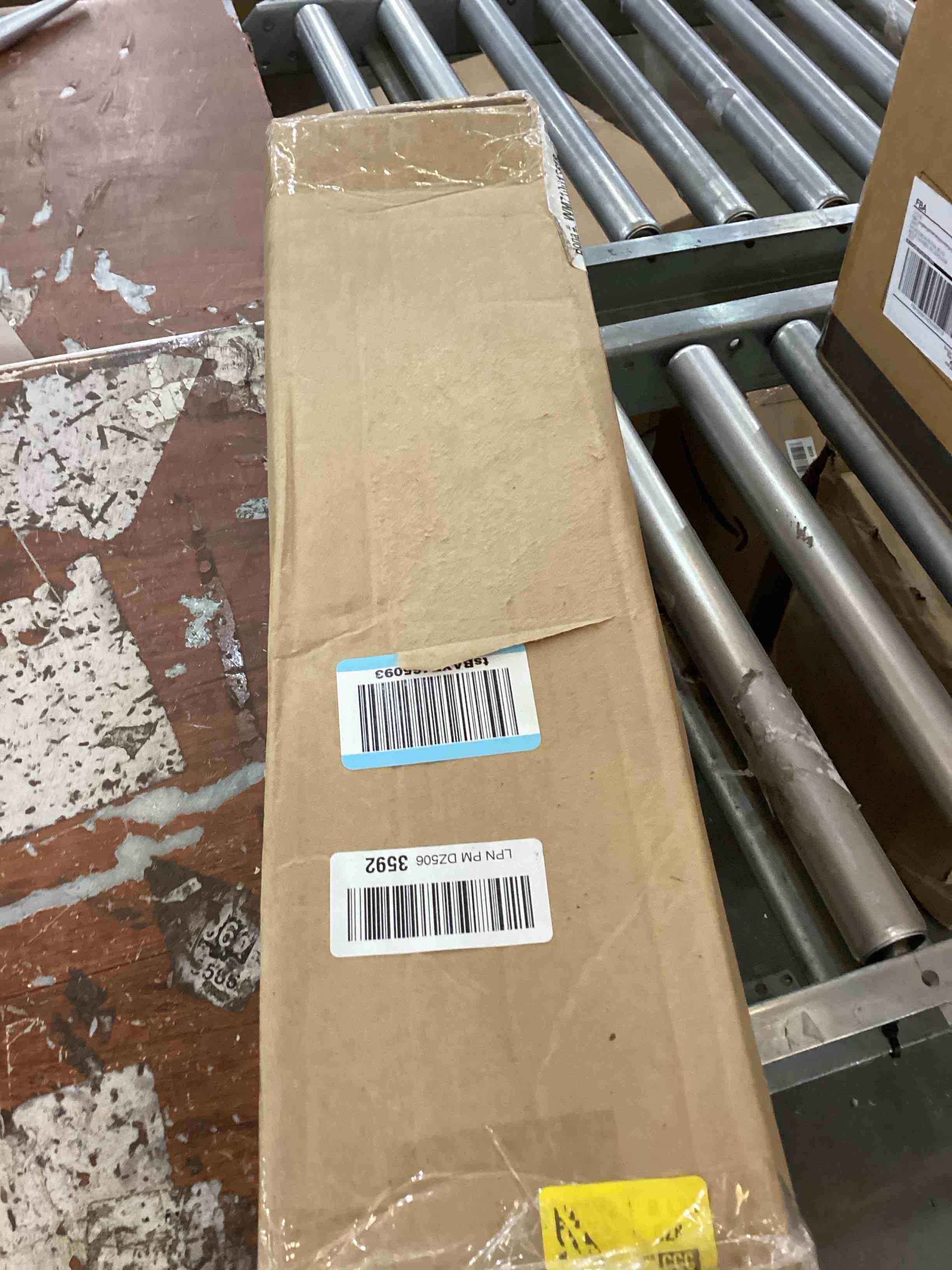 https://s3.amazonaws.com/lotting-images-prod/bidfta/PPE2557258_1752859305440.jpeg