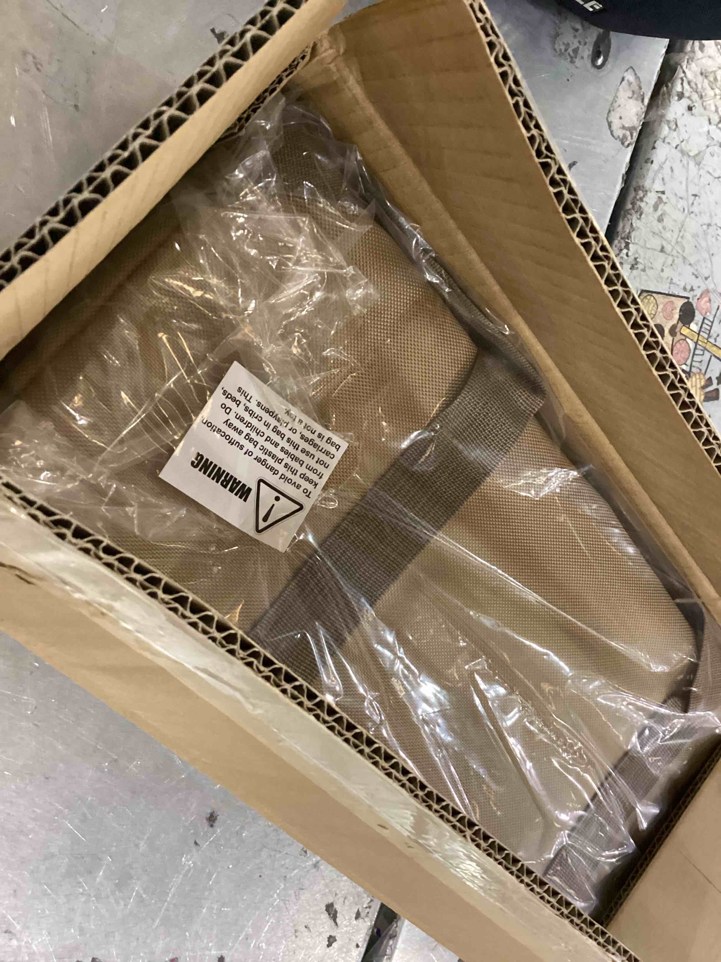 https://s3.amazonaws.com/lotting-images-prod/bidfta/PPE2557282_1752857437317.jpeg