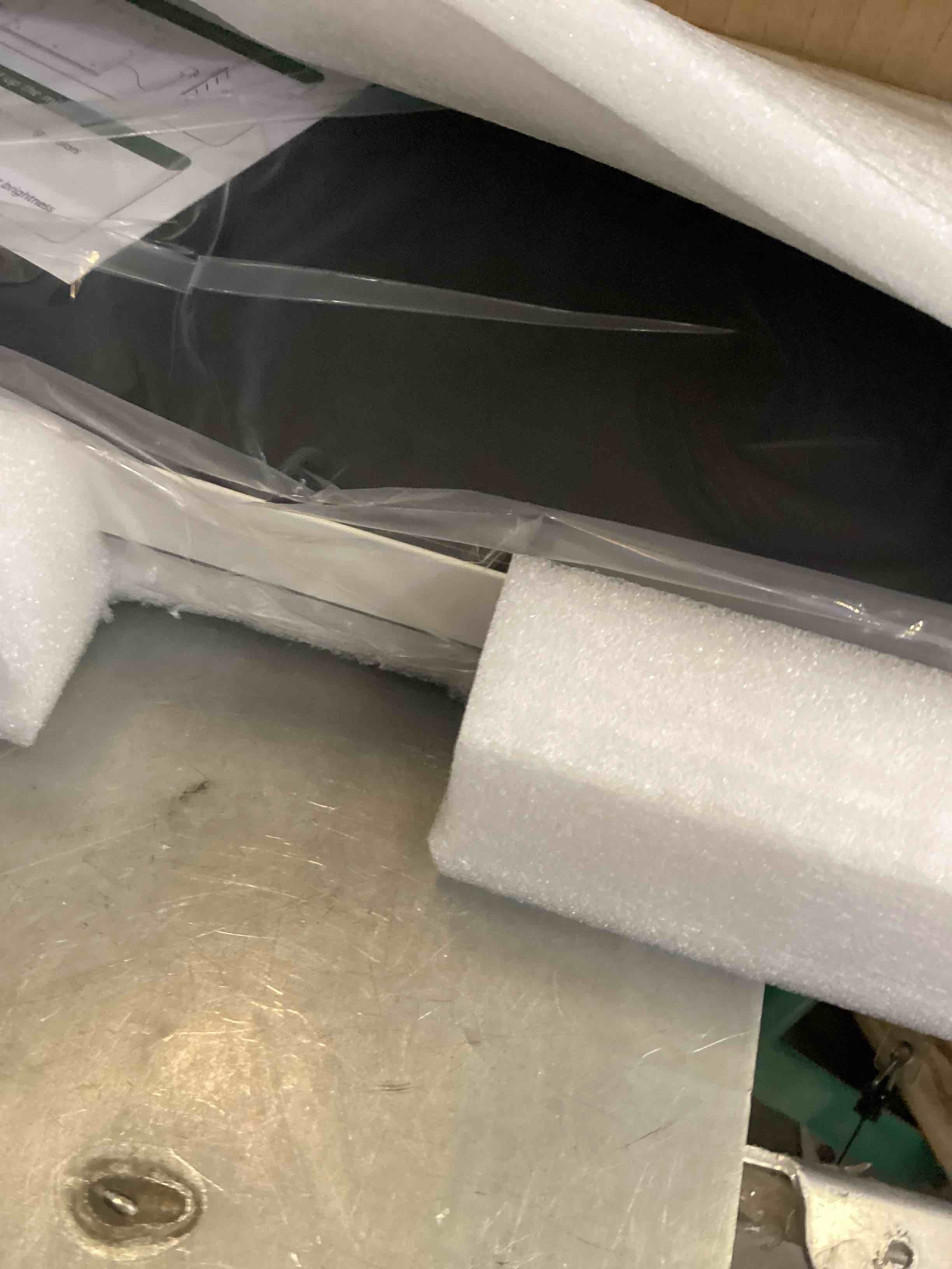 https://s3.amazonaws.com/lotting-images-prod/bidfta/PPE2557293_1752859938102.jpeg