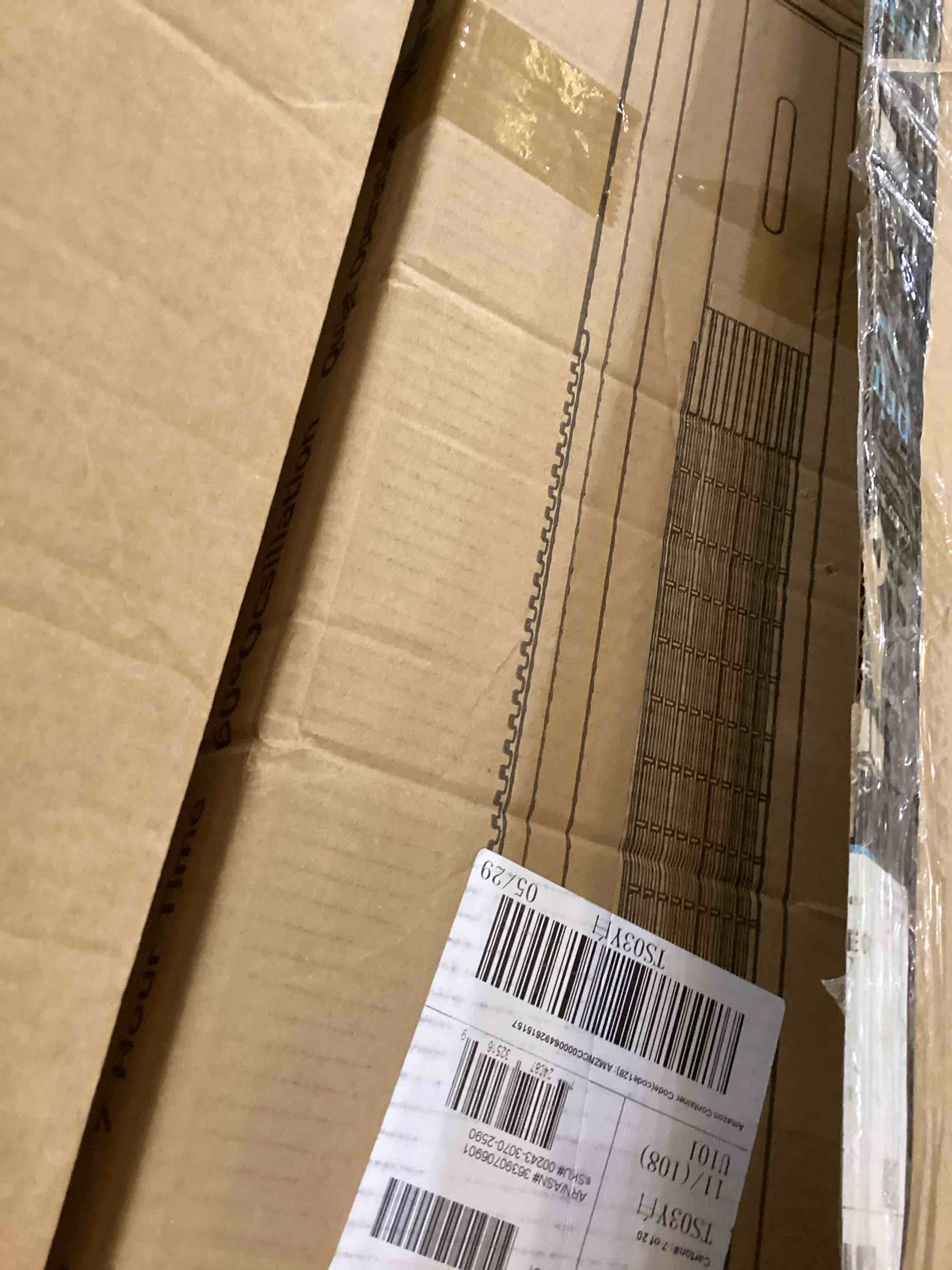 https://s3.amazonaws.com/lotting-images-prod/bidfta/PPE2557336_1752859345449.jpeg