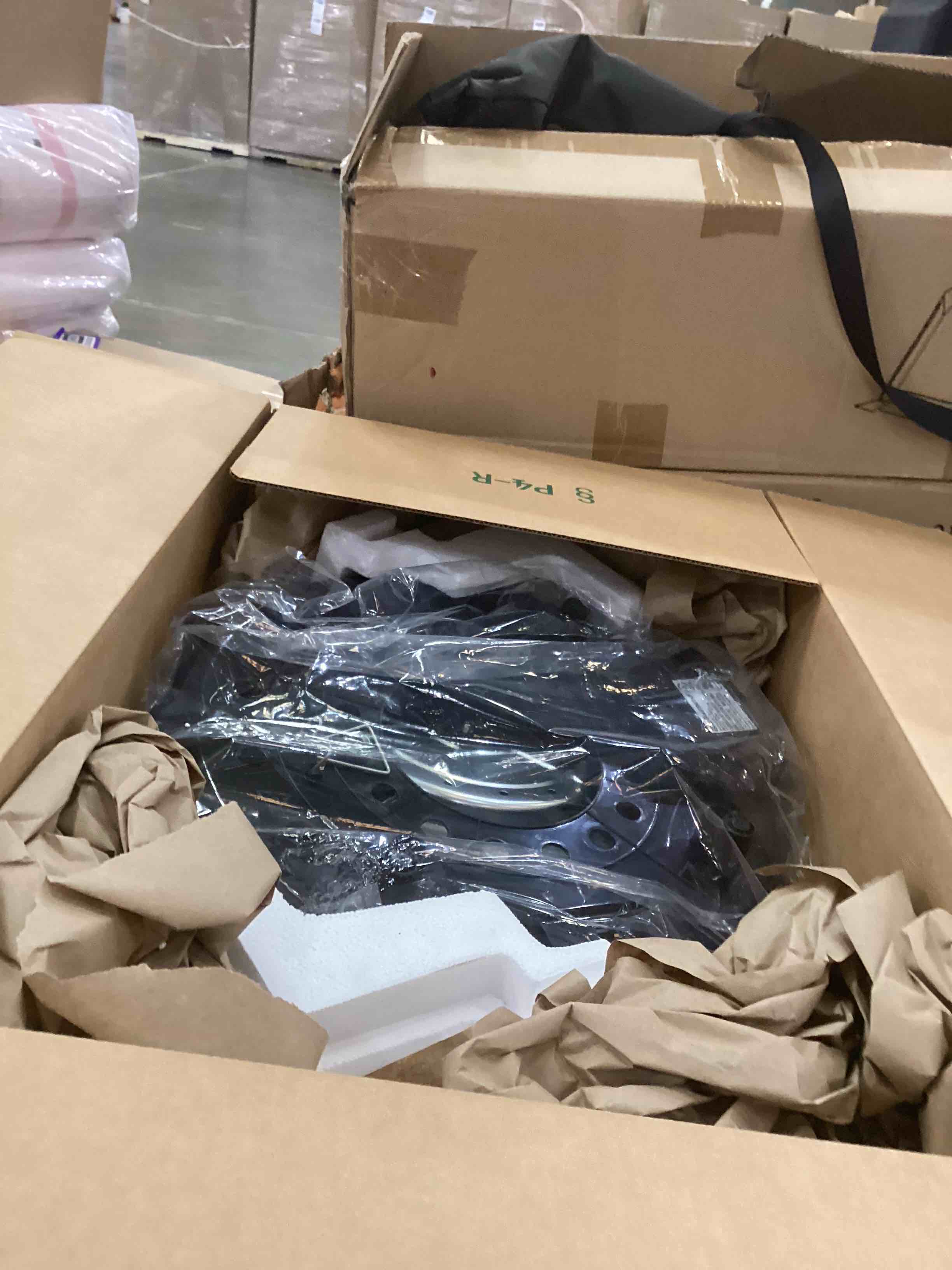 https://s3.amazonaws.com/lotting-images-prod/bidfta/PPE2558229_1753210298195.jpeg