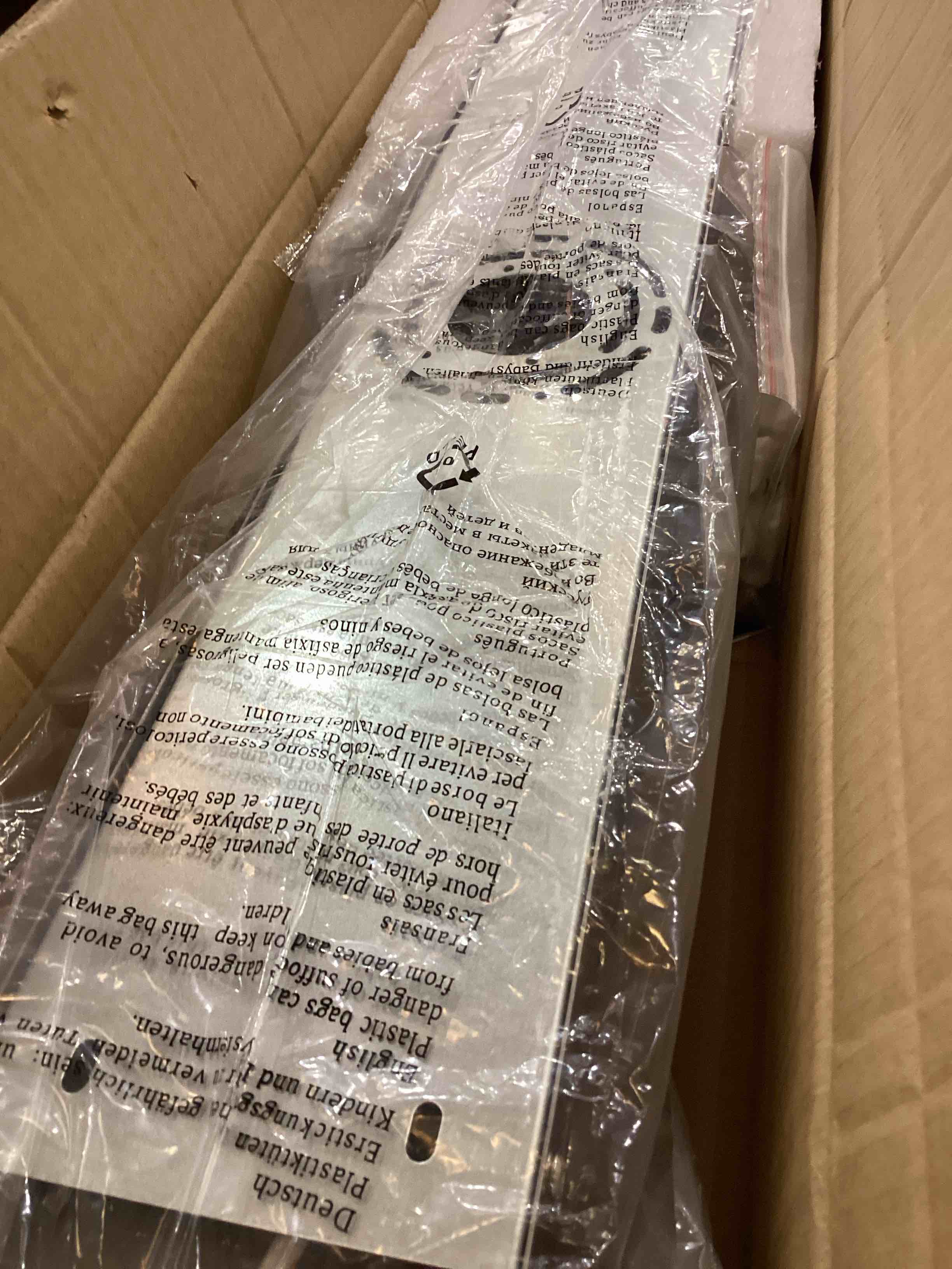 https://s3.amazonaws.com/lotting-images-prod/bidfta/PPE2558663_1753292943857.jpeg