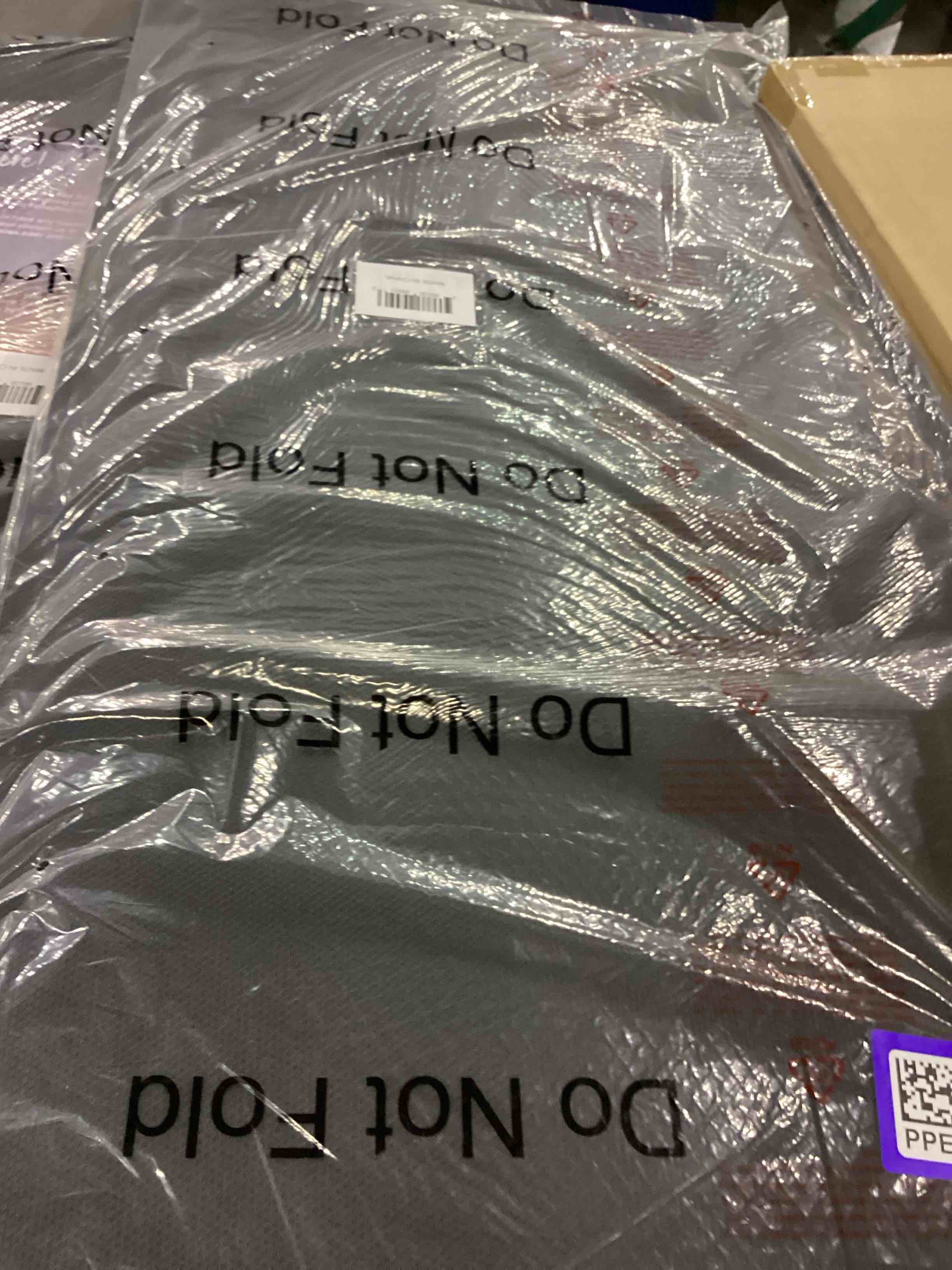 https://s3.amazonaws.com/lotting-images-prod/bidfta/PPE2558832_1753355083259.jpeg