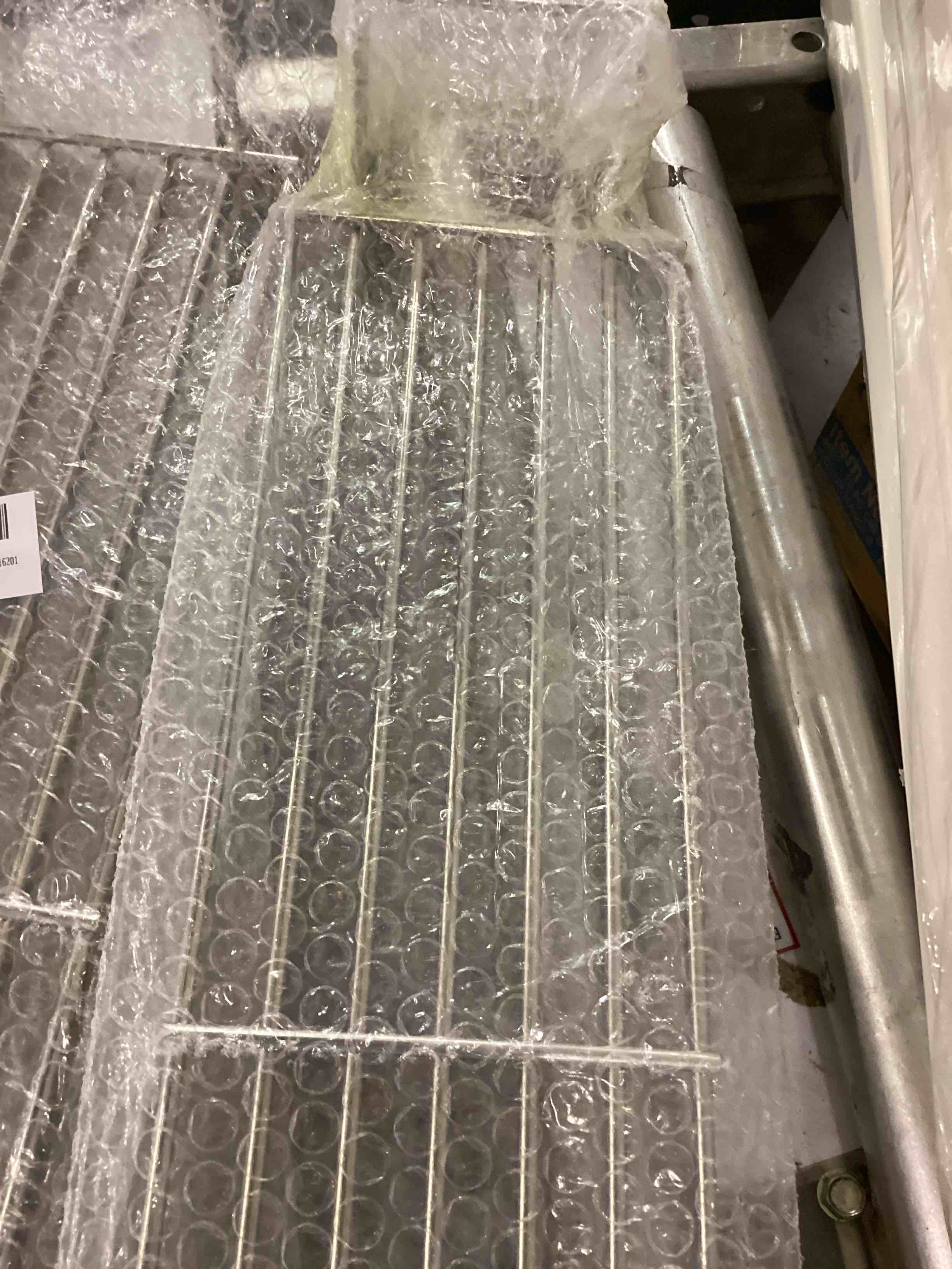 https://s3.amazonaws.com/lotting-images-prod/bidfta/PPE2558897_1753361052995.jpeg