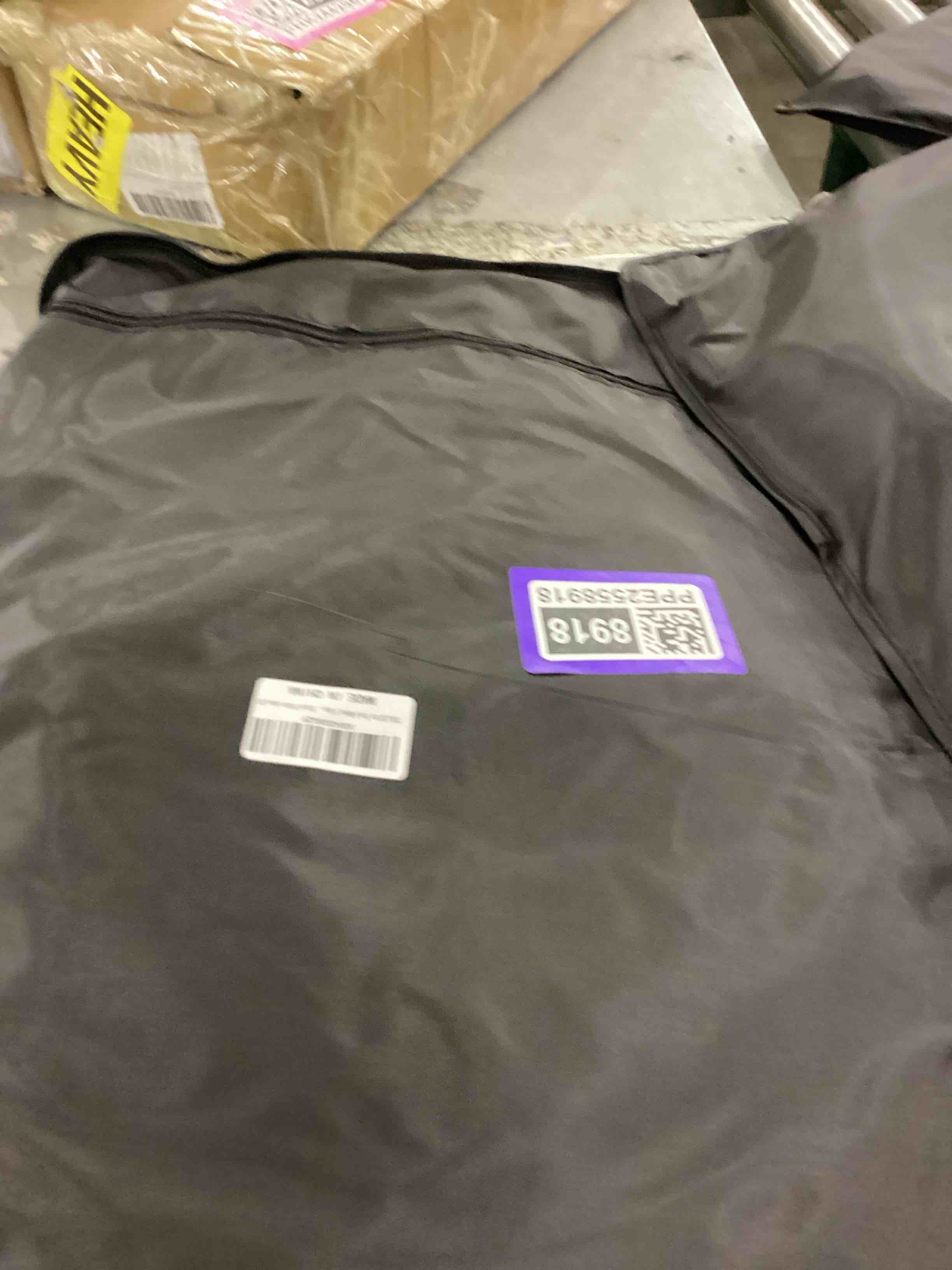 https://s3.amazonaws.com/lotting-images-prod/bidfta/PPE2558914_1753361014292.jpeg