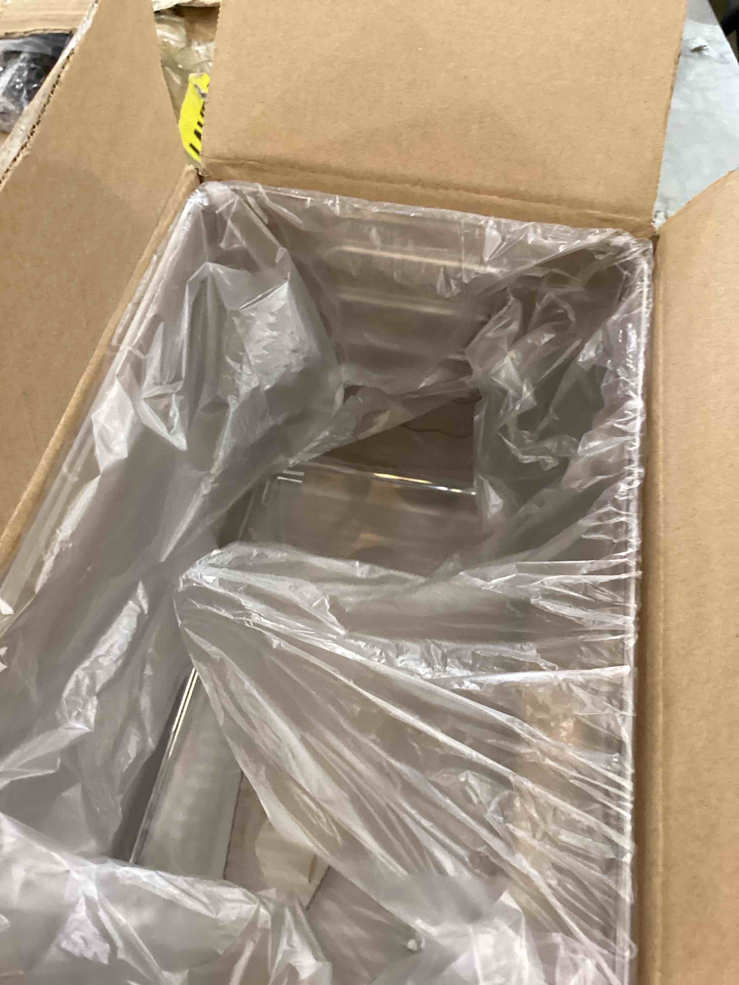 https://s3.amazonaws.com/lotting-images-prod/bidfta/PPE2559171_1753375957034.jpeg