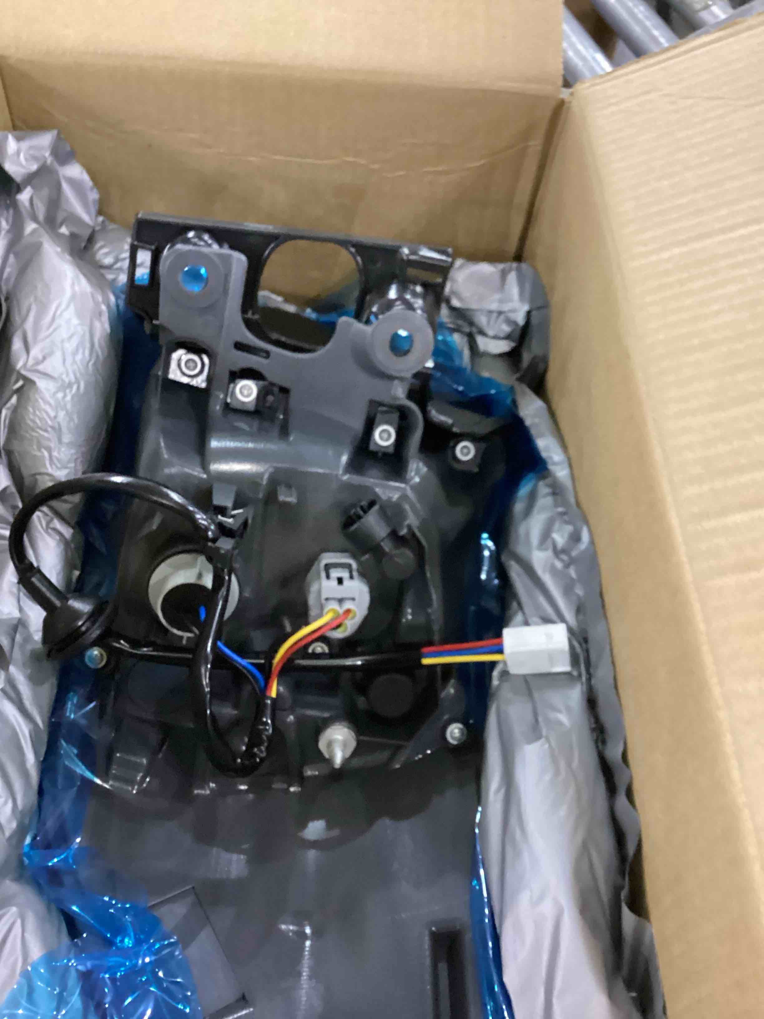 https://s3.amazonaws.com/lotting-images-prod/bidfta/PPE2559417_1753442941573.jpeg