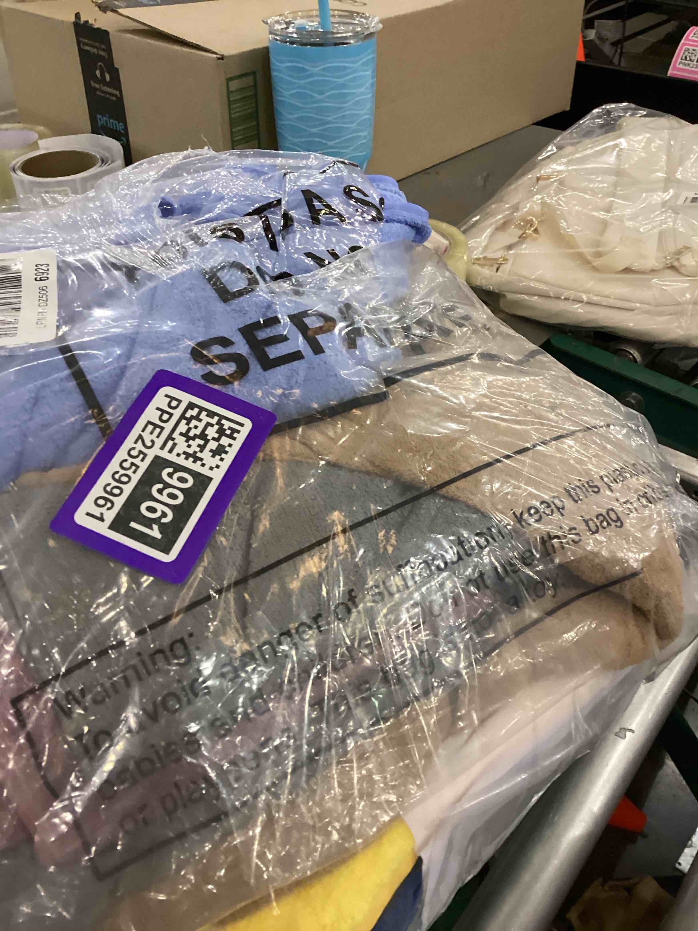 https://s3.amazonaws.com/lotting-images-prod/bidfta/PPE2559961_1753884860254.jpeg