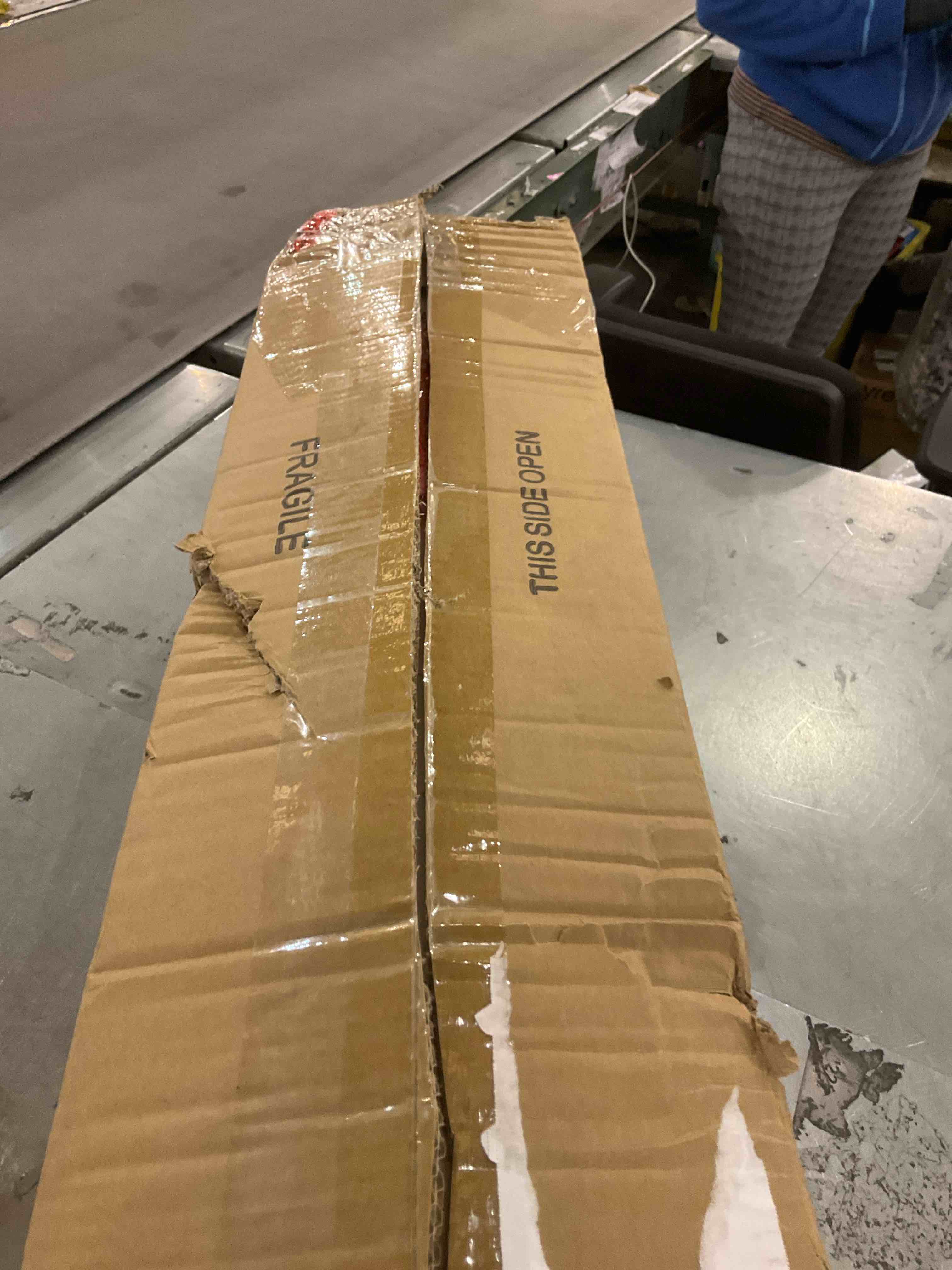 https://s3.amazonaws.com/lotting-images-prod/bidfta/PPE2563455_1744721441369.jpeg