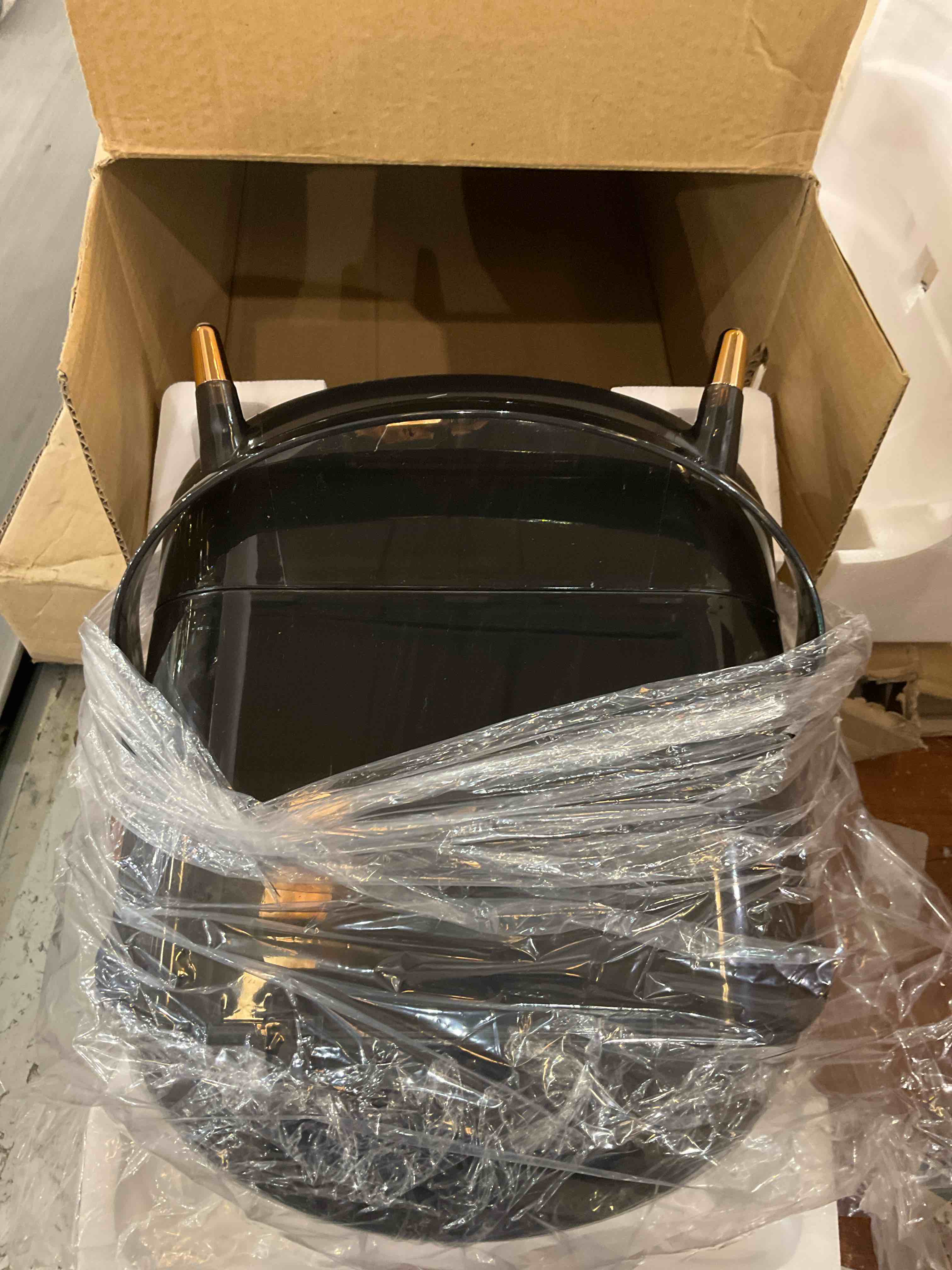 Makeup Storage Organizer, Cosmetic Display Cases with Transparent Cover, SkinCare Organizers for Bathroom Countertop, Bedroom Vanity Desk, Lipstick Organizer, Clear