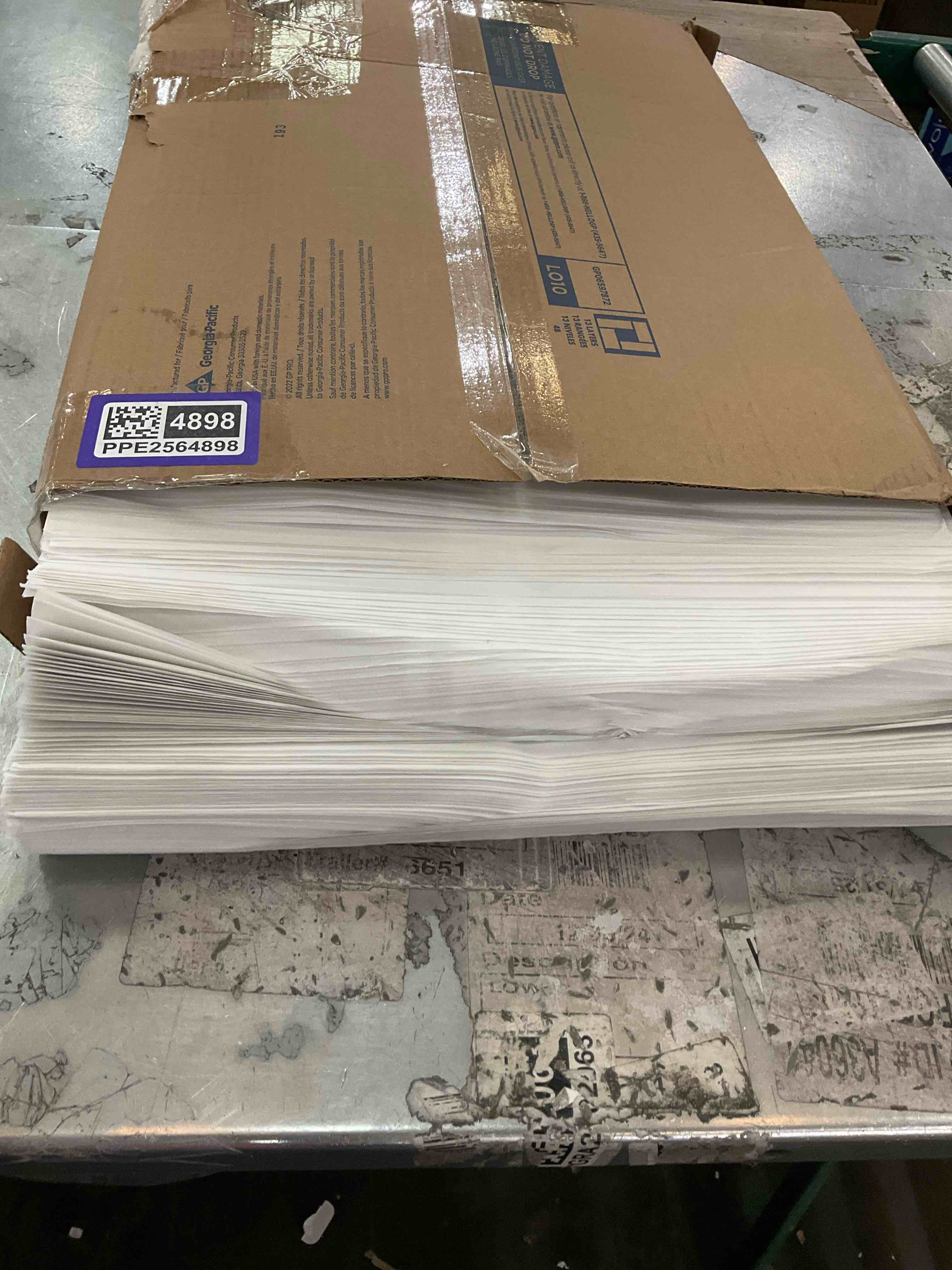 https://s3.amazonaws.com/lotting-images-prod/bidfta/PPE2564898_1744821677211.jpeg