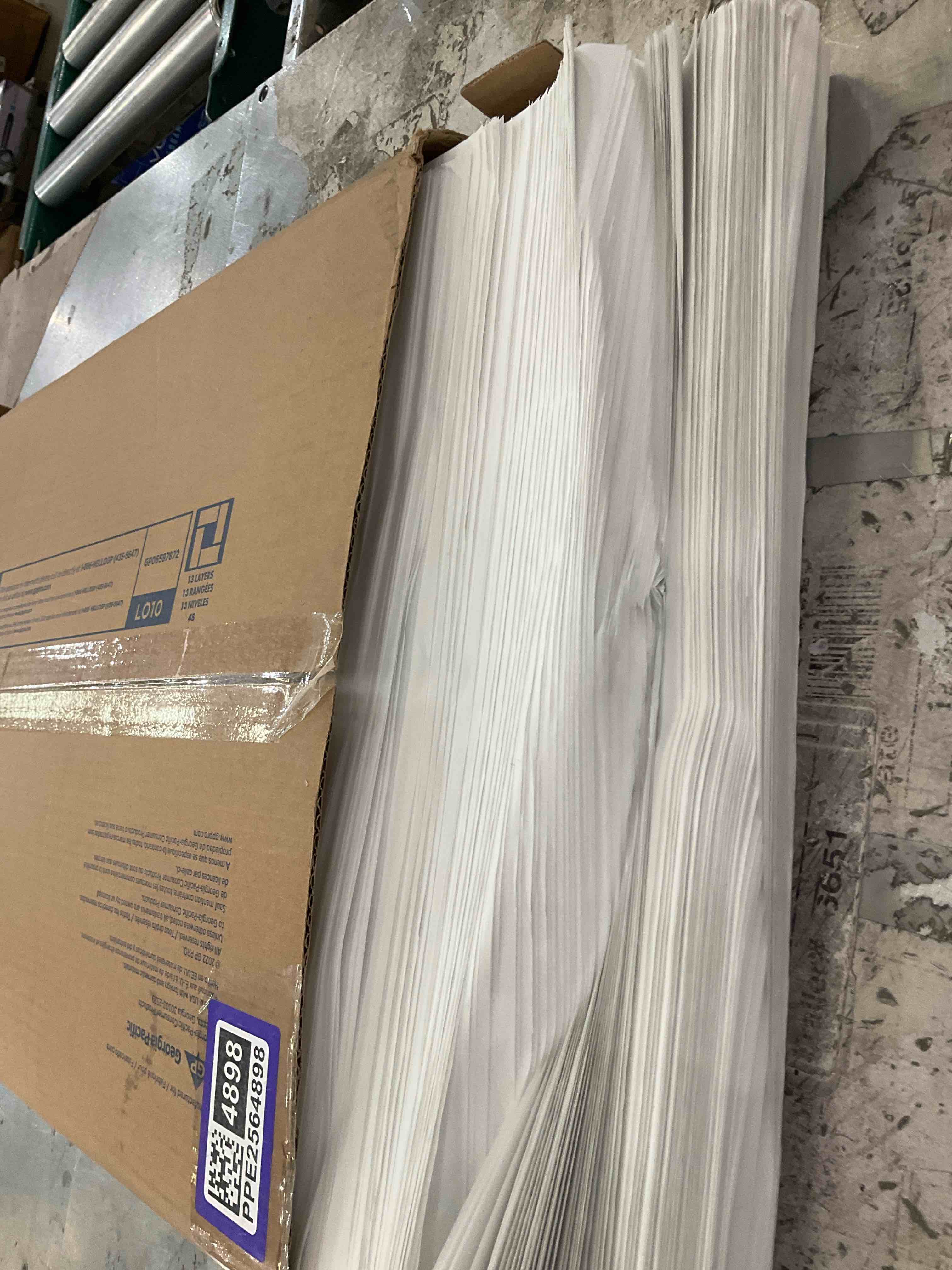 https://s3.amazonaws.com/lotting-images-prod/bidfta/PPE2564898_1744821680907.jpeg
