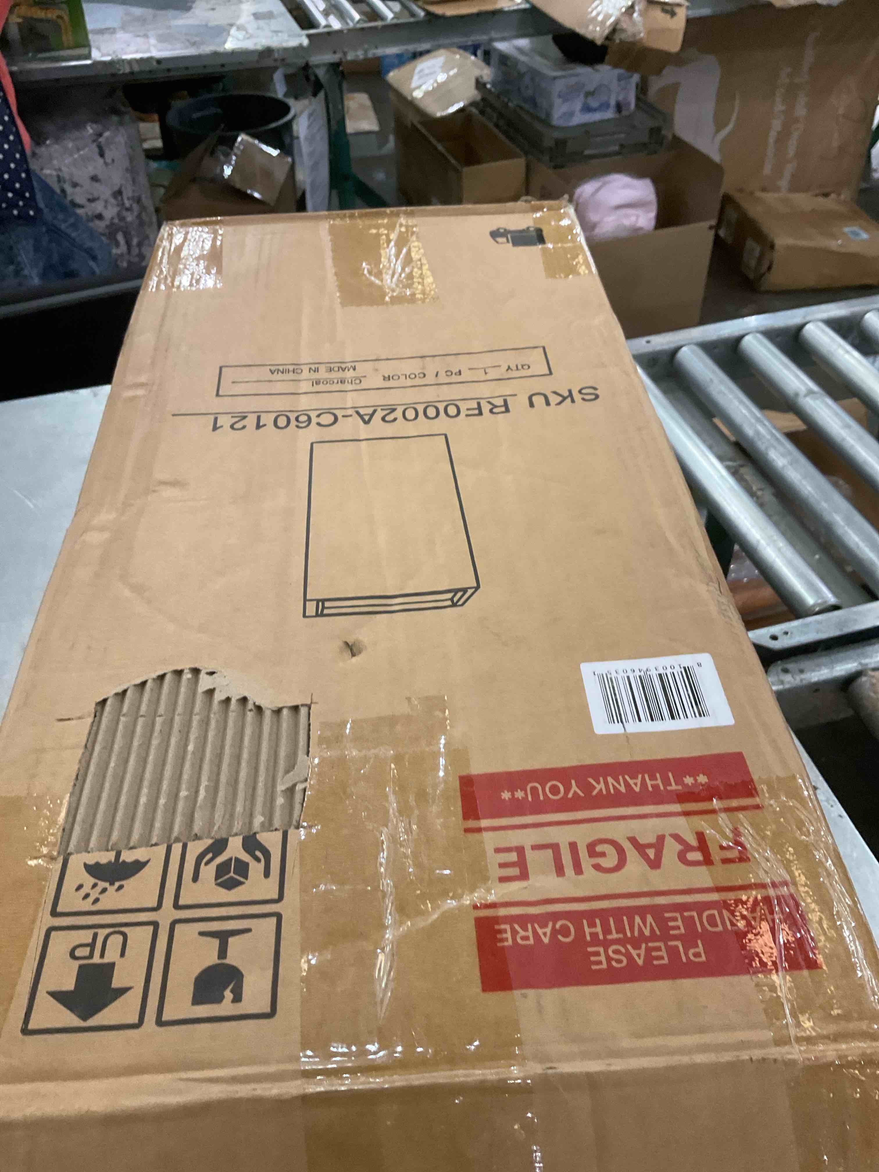 https://s3.amazonaws.com/lotting-images-prod/bidfta/PPE2565625_1744829150324.jpeg