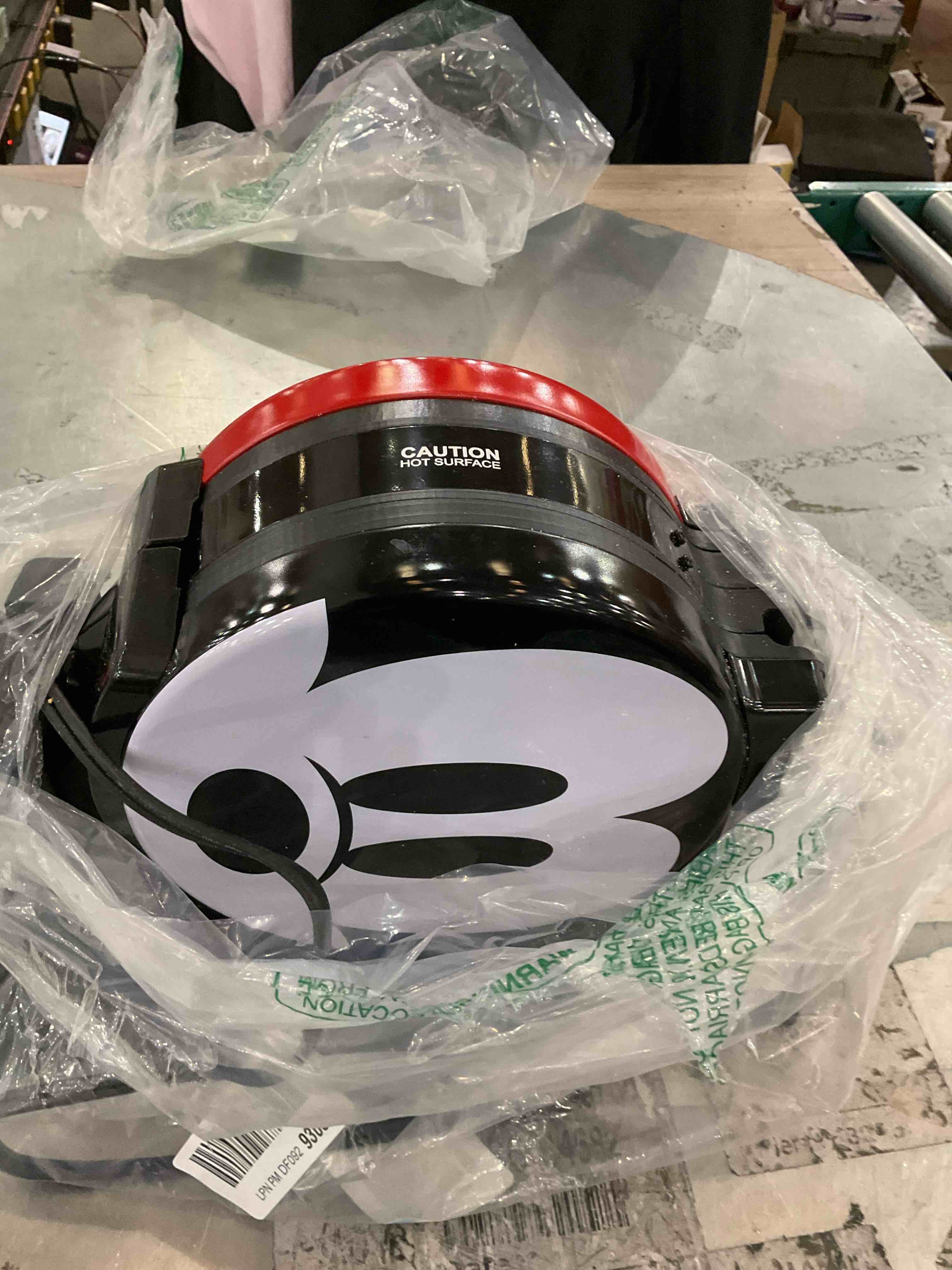 https://s3.amazonaws.com/lotting-images-prod/bidfta/PPE2565759_1744901305929.jpeg
