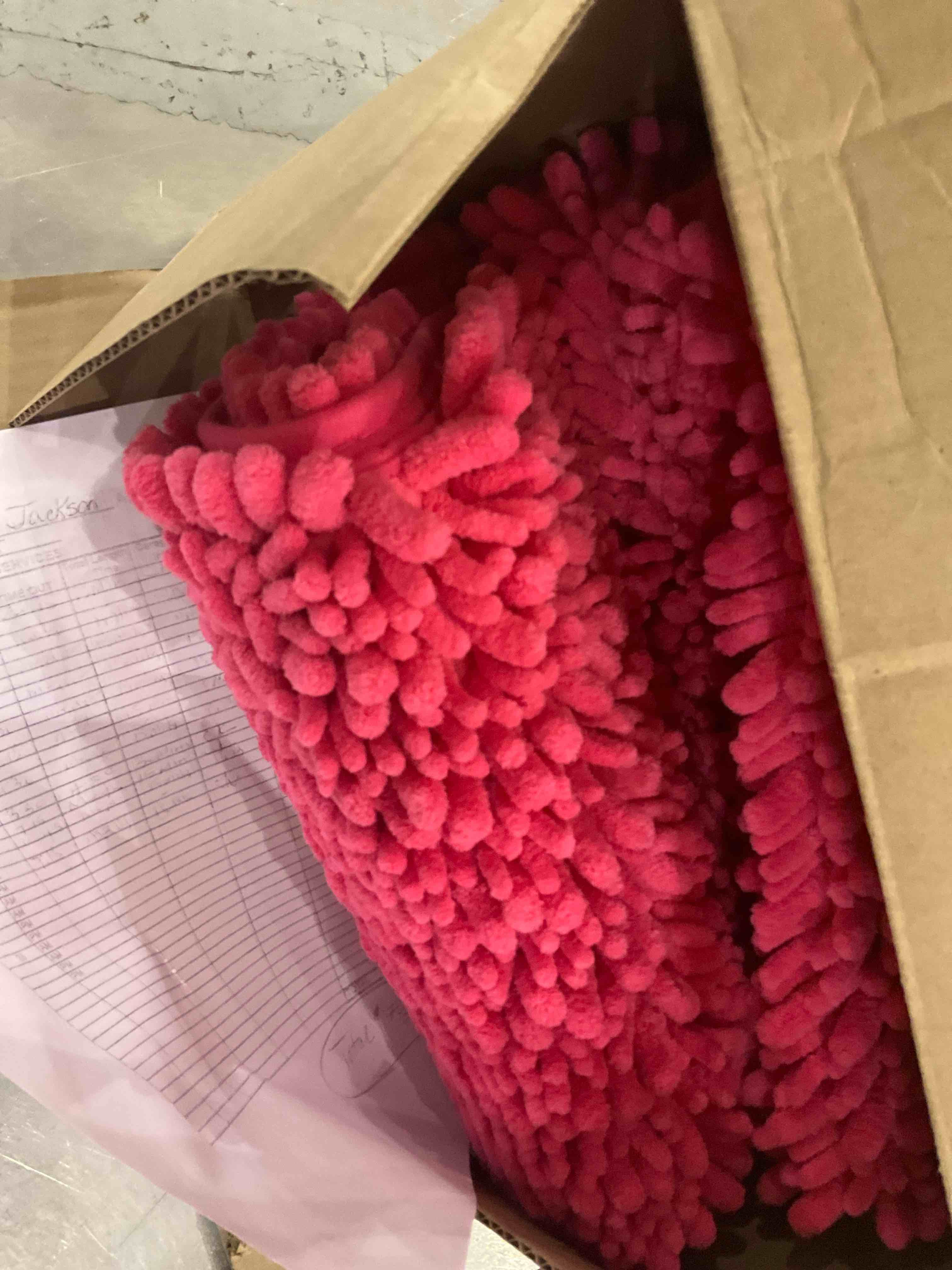 https://s3.amazonaws.com/lotting-images-prod/bidfta/PPE2566456_1745254500228.jpeg