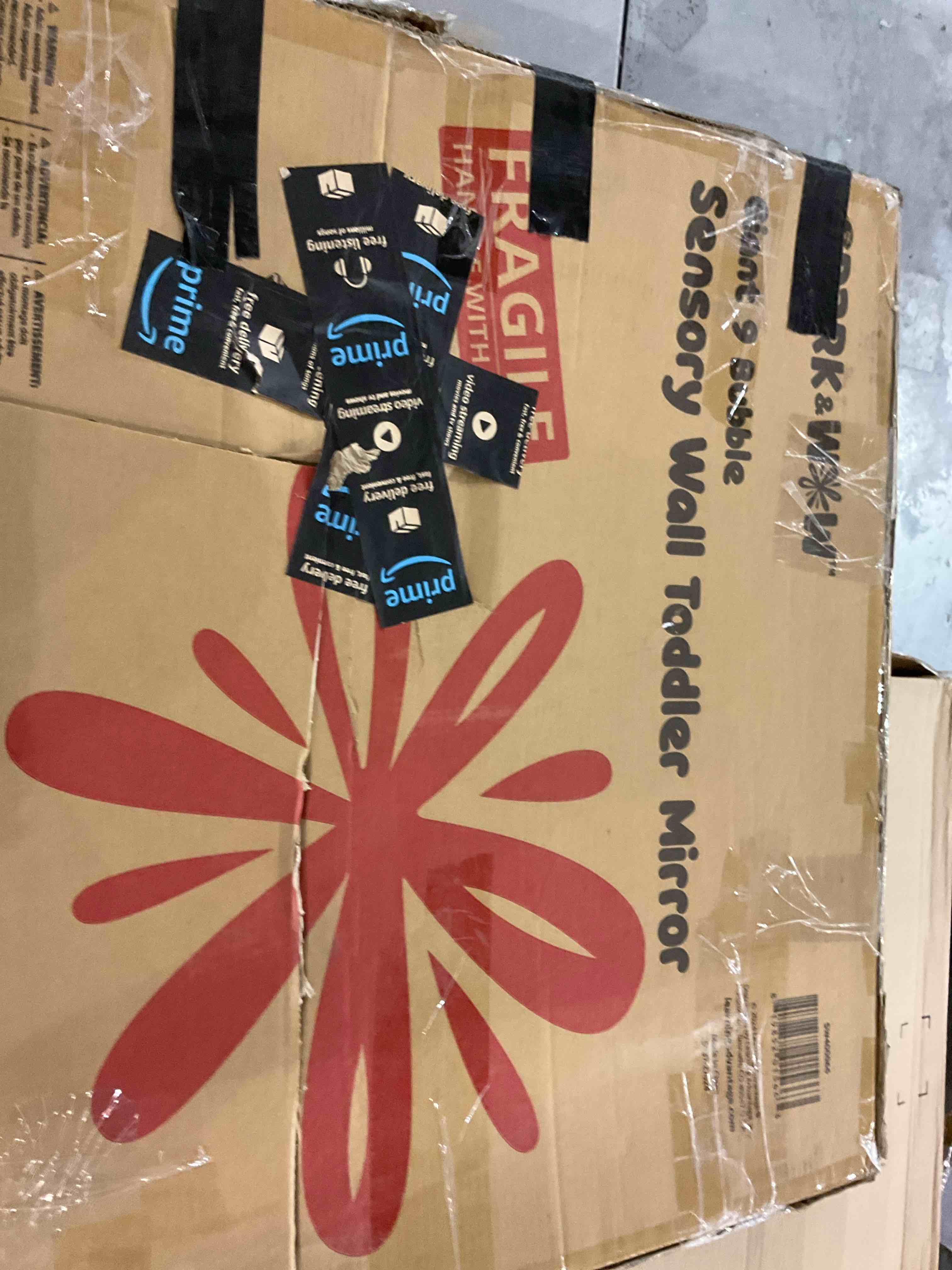 Condition photo showing Good Condition for SPARK & WOW Sensory Wall Toddler Mirror - Giant - 9 Bubbles - for Ages 6m+ - Easy-to-Clean Acrylic - Stimulate Cognitive Development