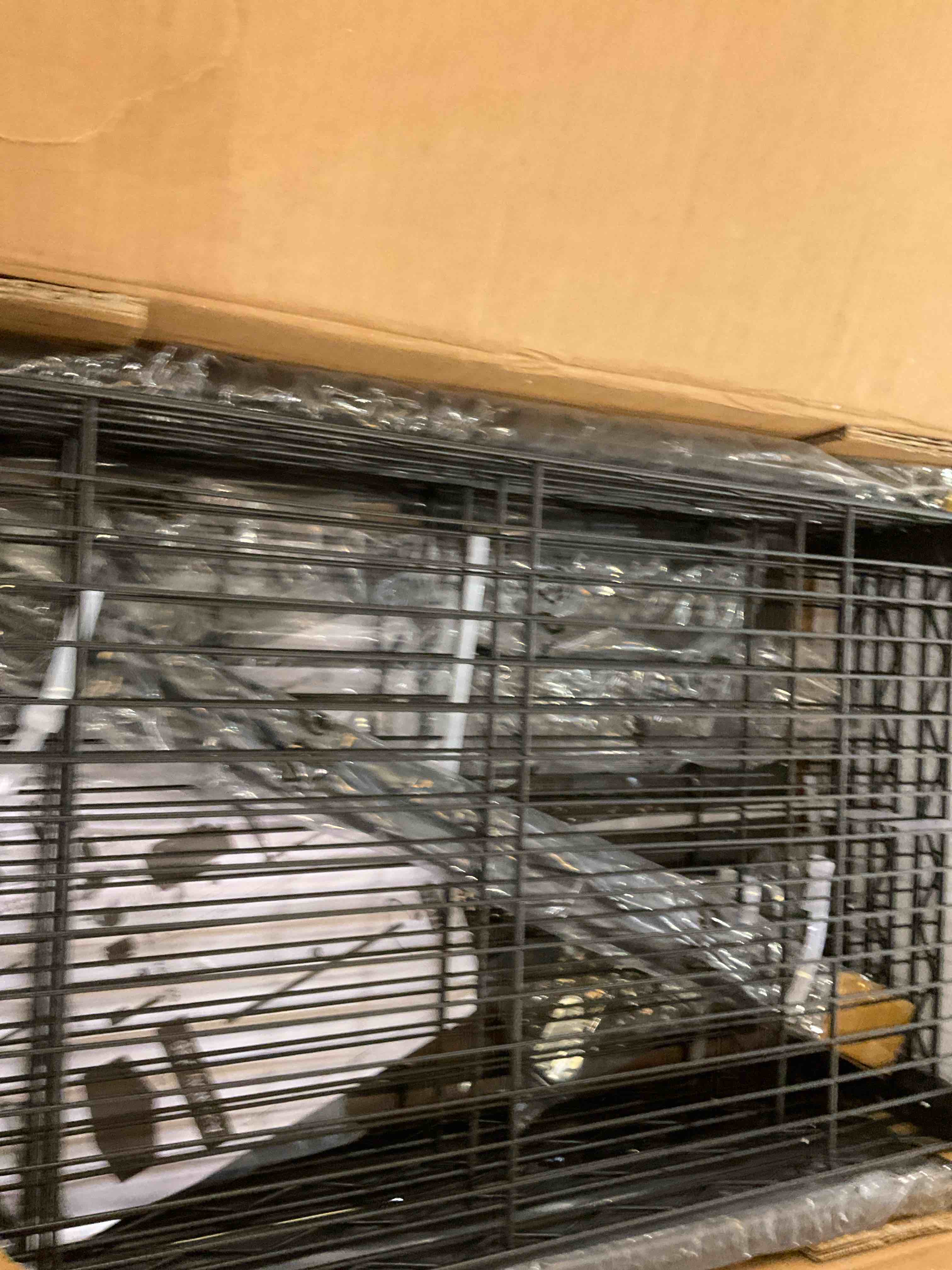 https://s3.amazonaws.com/lotting-images-prod/bidfta/PPE2566820_1745335634108.jpeg