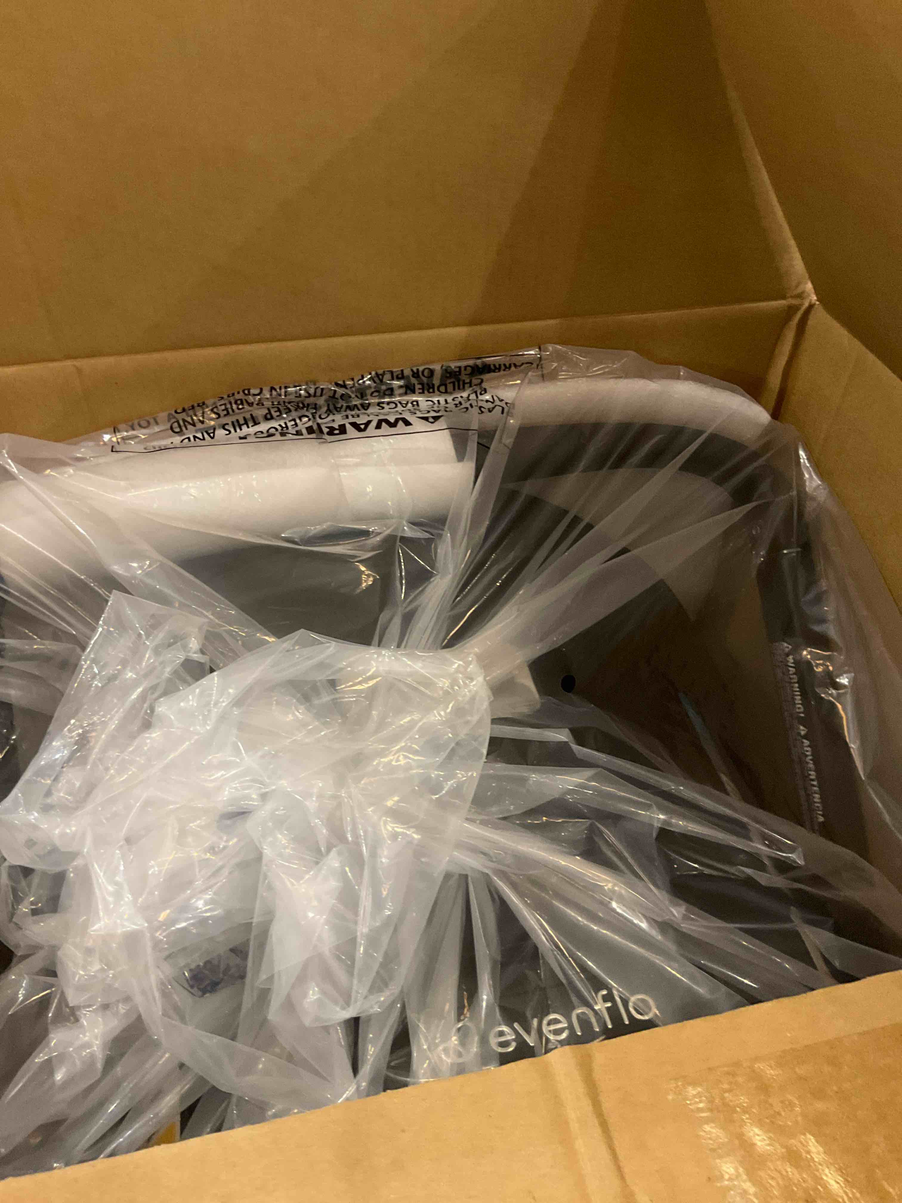 https://s3.amazonaws.com/lotting-images-prod/bidfta/PPE2566900_1745341396750.jpeg