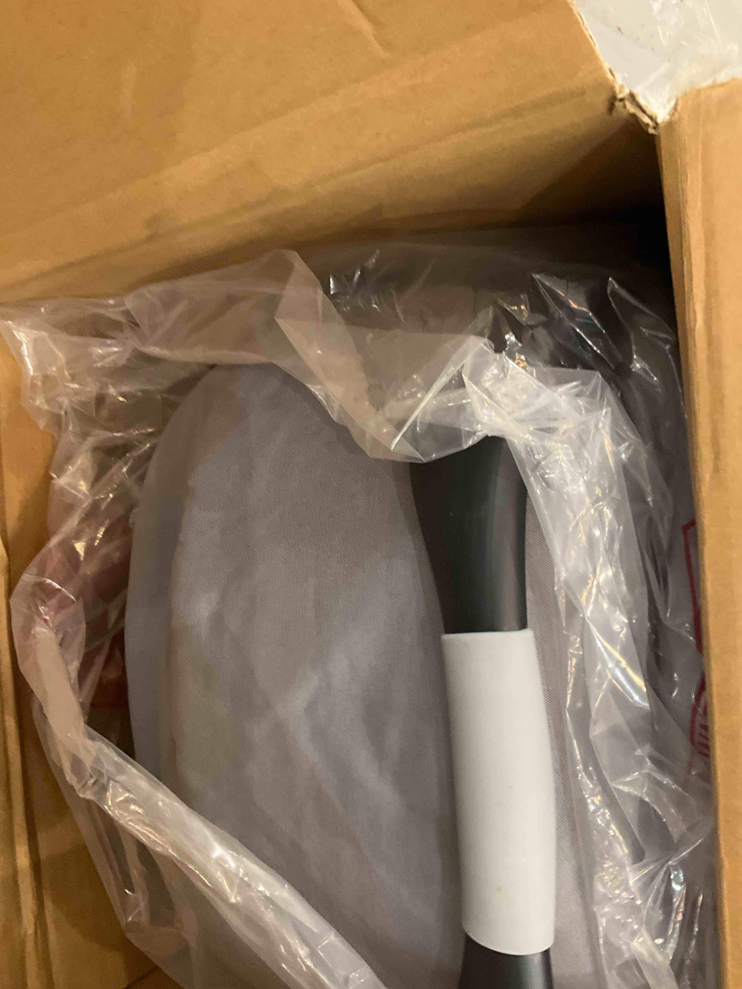https://s3.amazonaws.com/lotting-images-prod/bidfta/PPE2566980_1745346348827.jpeg