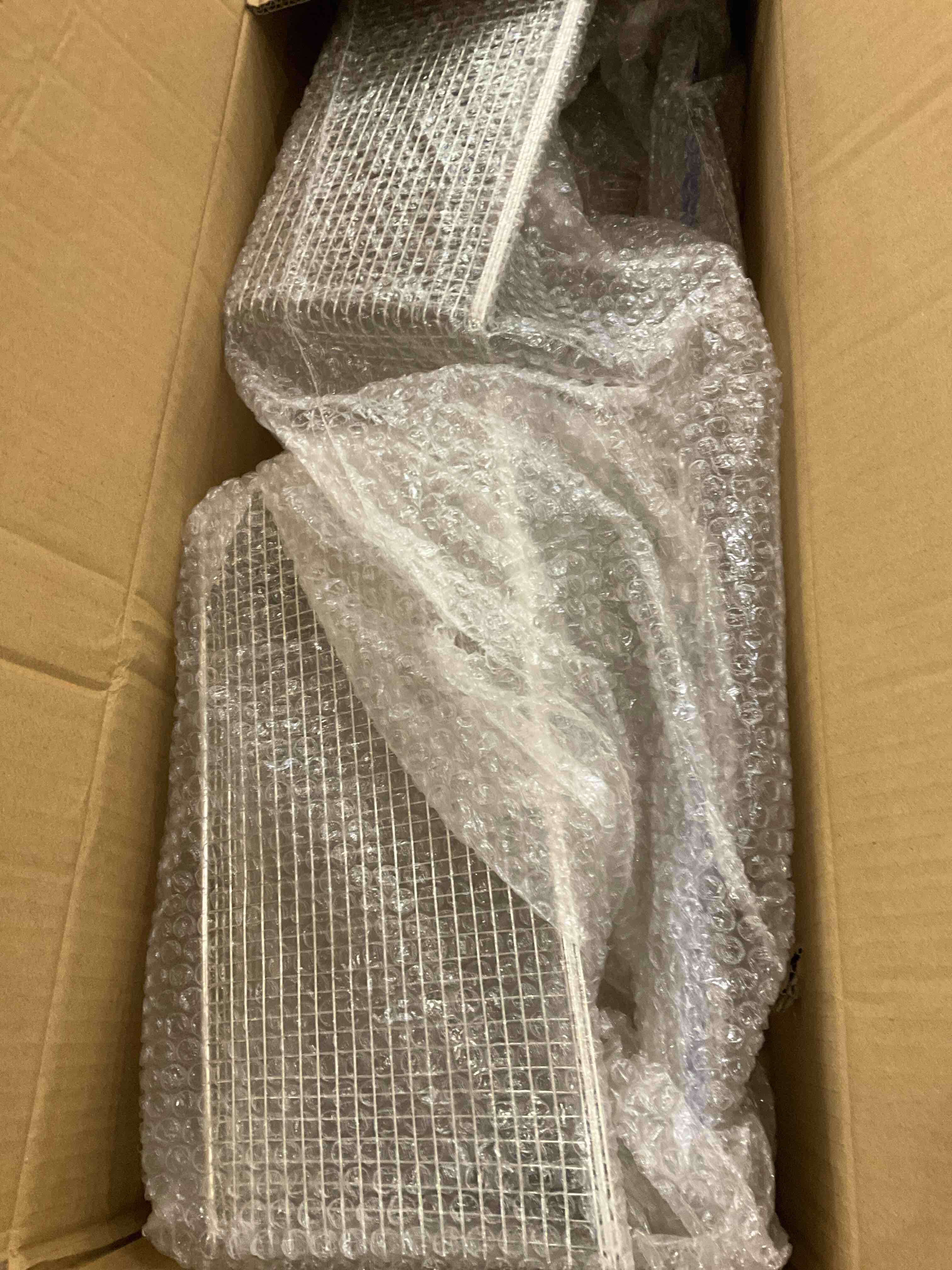 https://s3.amazonaws.com/lotting-images-prod/bidfta/PPE2567405_1745416740938.jpeg