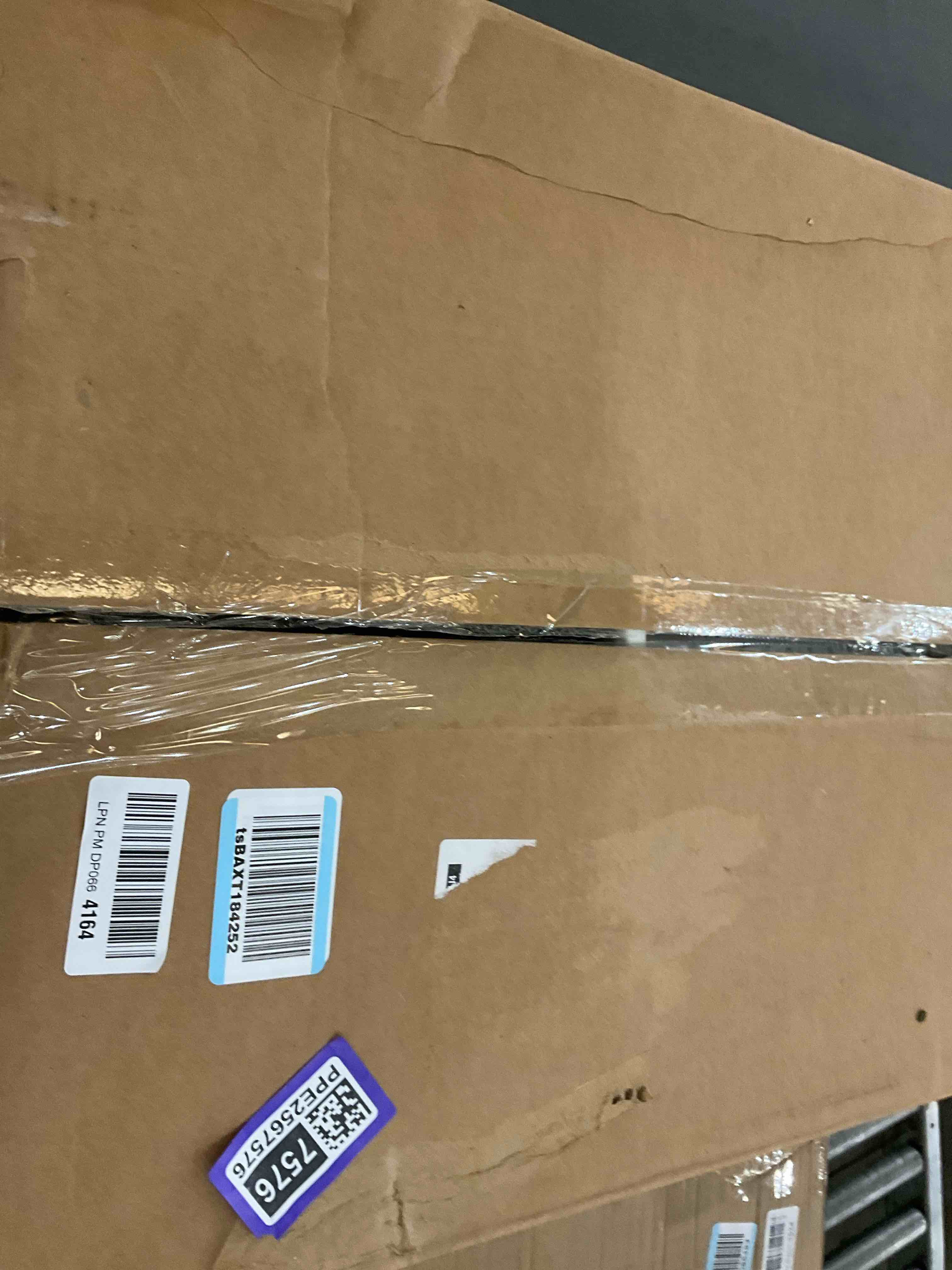 Mind Reader 60L Slim Laundry Hamper, Clothes Basket, Lid, Wicker Design, Plastic, 17.65"L x 13.75"W x 24.15"H, White