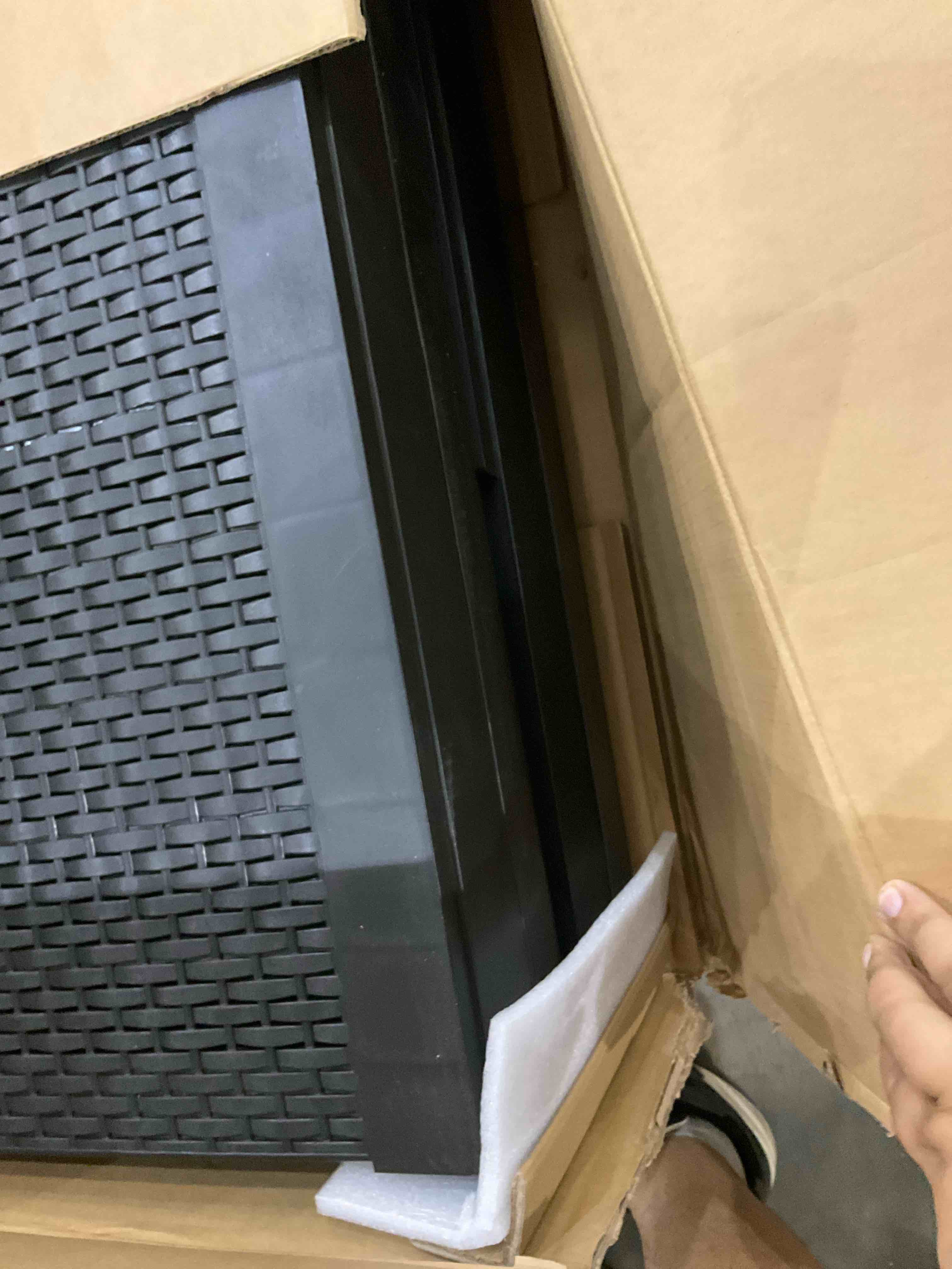 https://s3.amazonaws.com/lotting-images-prod/bidfta/PPE2568494_1746016862775.jpeg