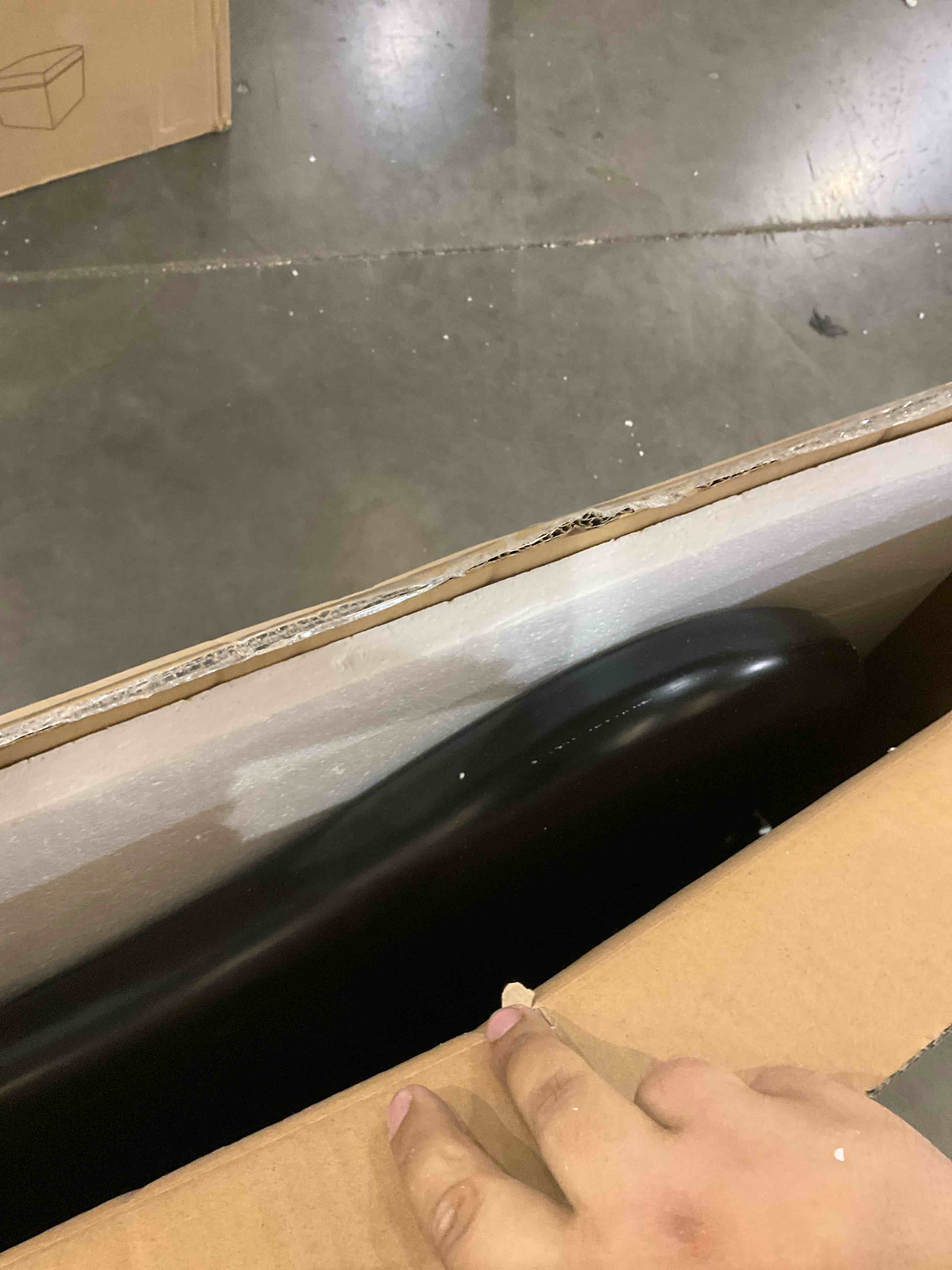 https://s3.amazonaws.com/lotting-images-prod/bidfta/PPE2568495_1746017070569.jpeg