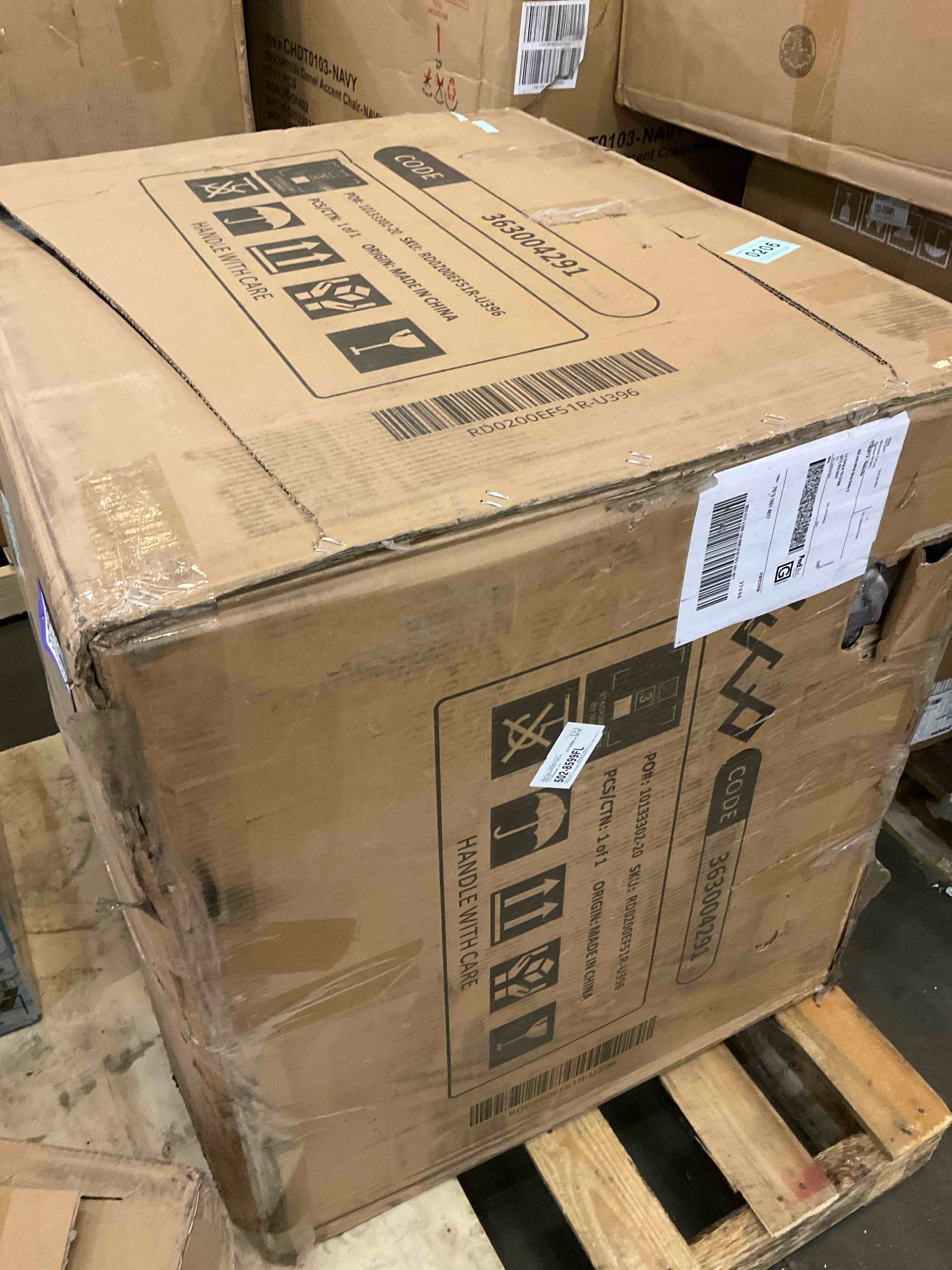 https://s3.amazonaws.com/lotting-images-prod/bidfta/PPE2568798_1746199394495.jpeg