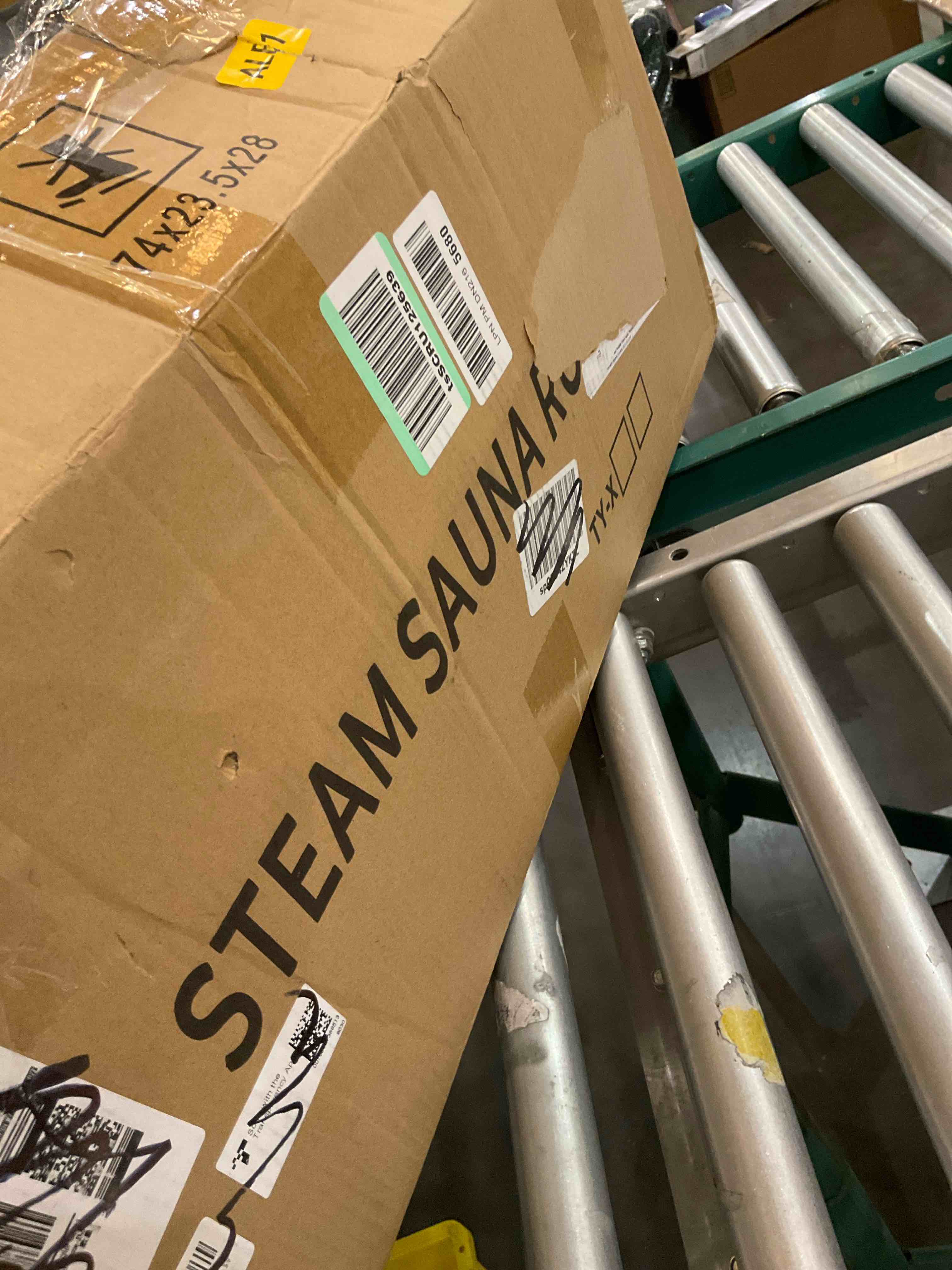 https://s3.amazonaws.com/lotting-images-prod/bidfta/PPE2569169_1744825694845.jpeg