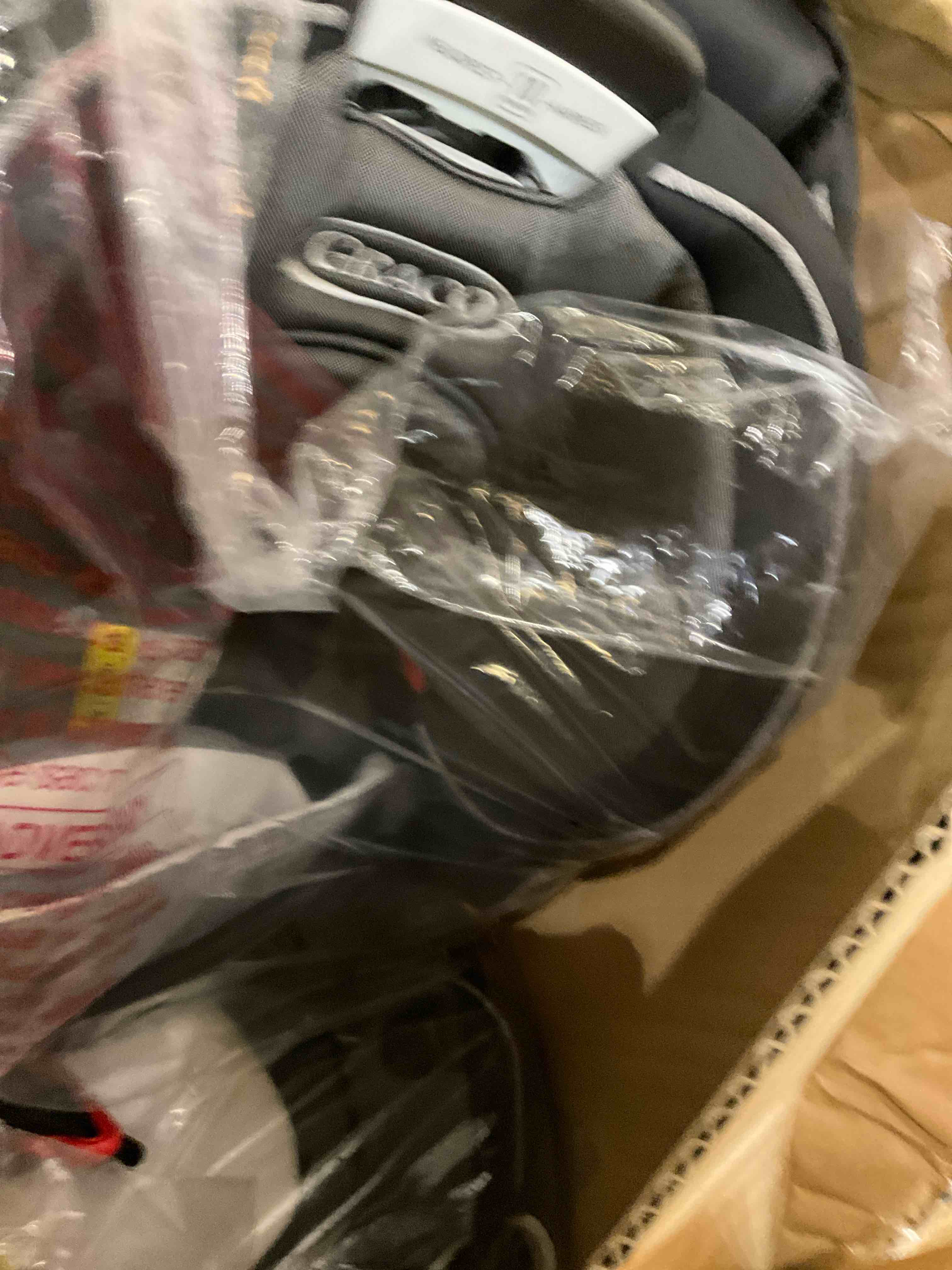 https://s3.amazonaws.com/lotting-images-prod/bidfta/PPE2570005_1744900063750.jpeg