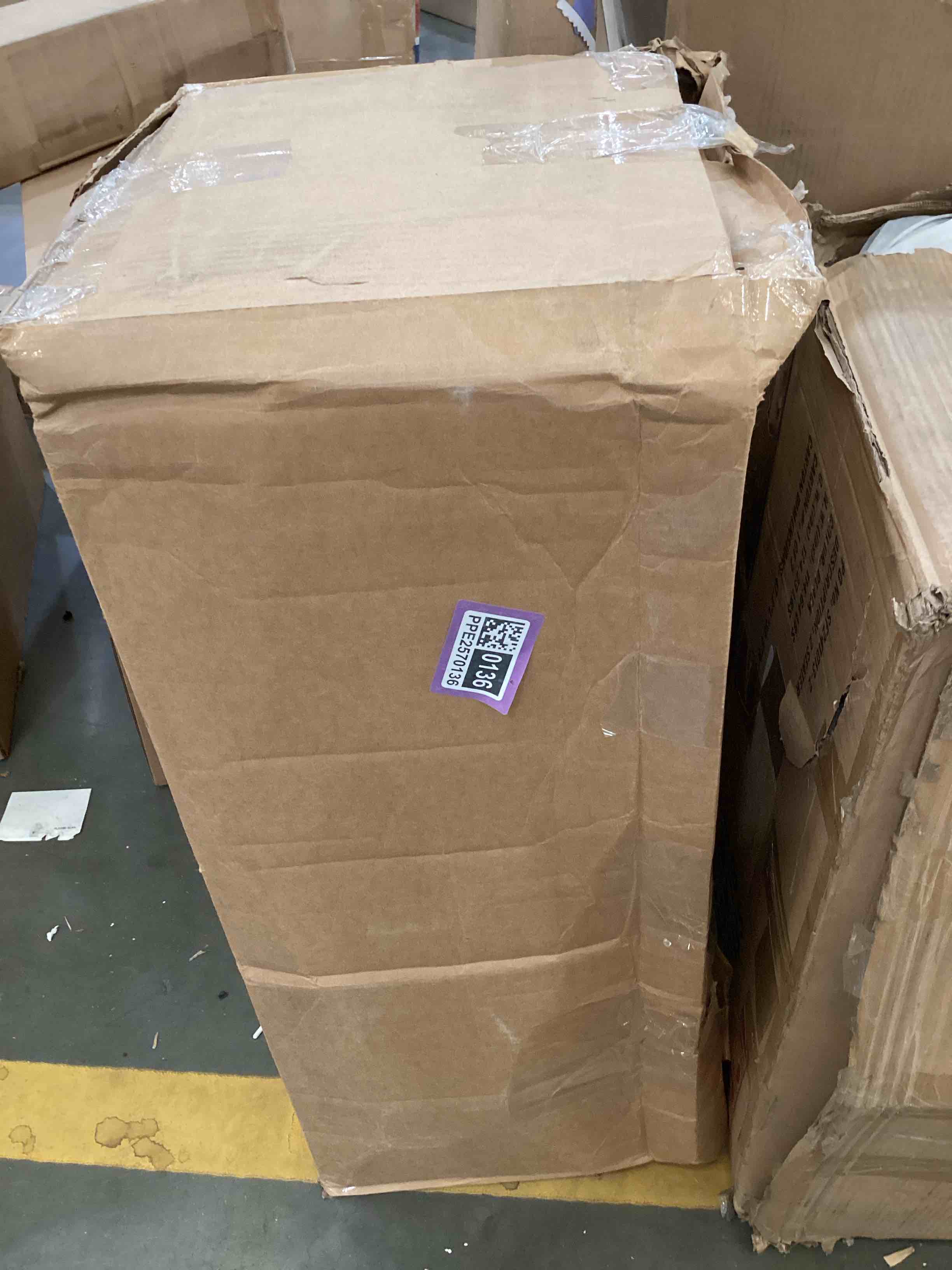 https://s3.amazonaws.com/lotting-images-prod/bidfta/PPE2570136_1757523176913.jpeg