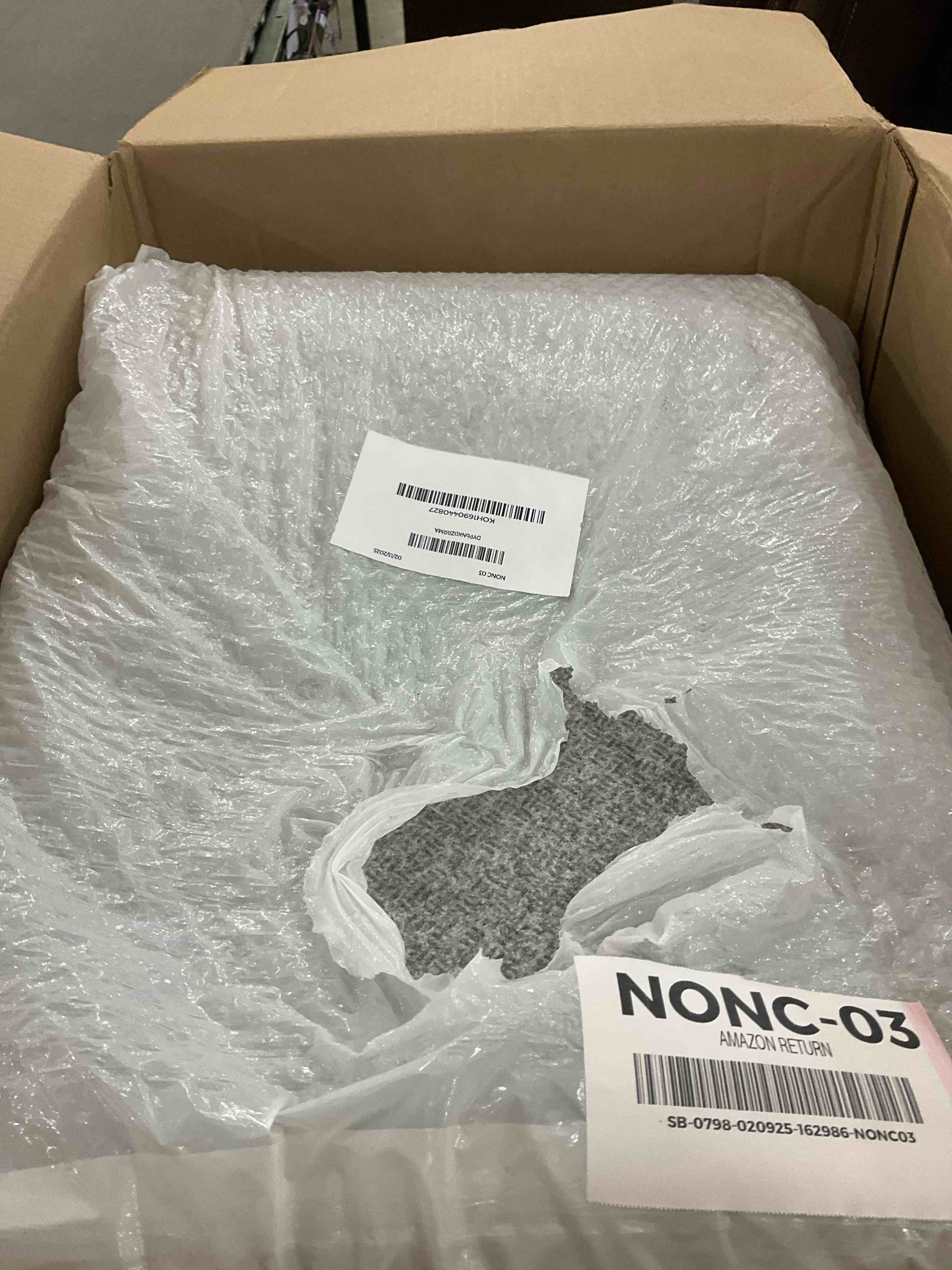 https://s3.amazonaws.com/lotting-images-prod/bidfta/PPE2570722_1744915587408.jpeg