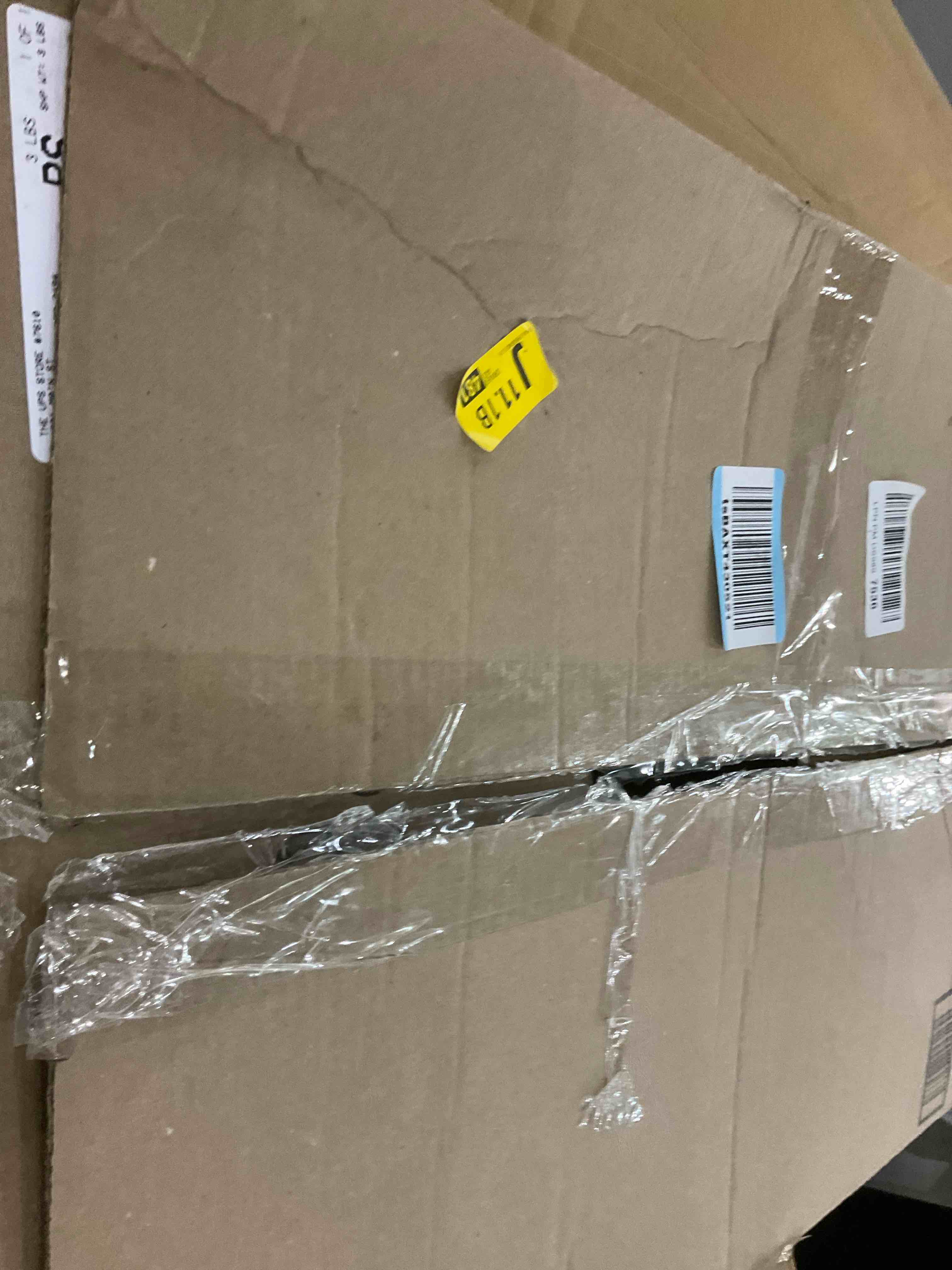 https://s3.amazonaws.com/lotting-images-prod/bidfta/PPE2570808_1744975291362.jpeg