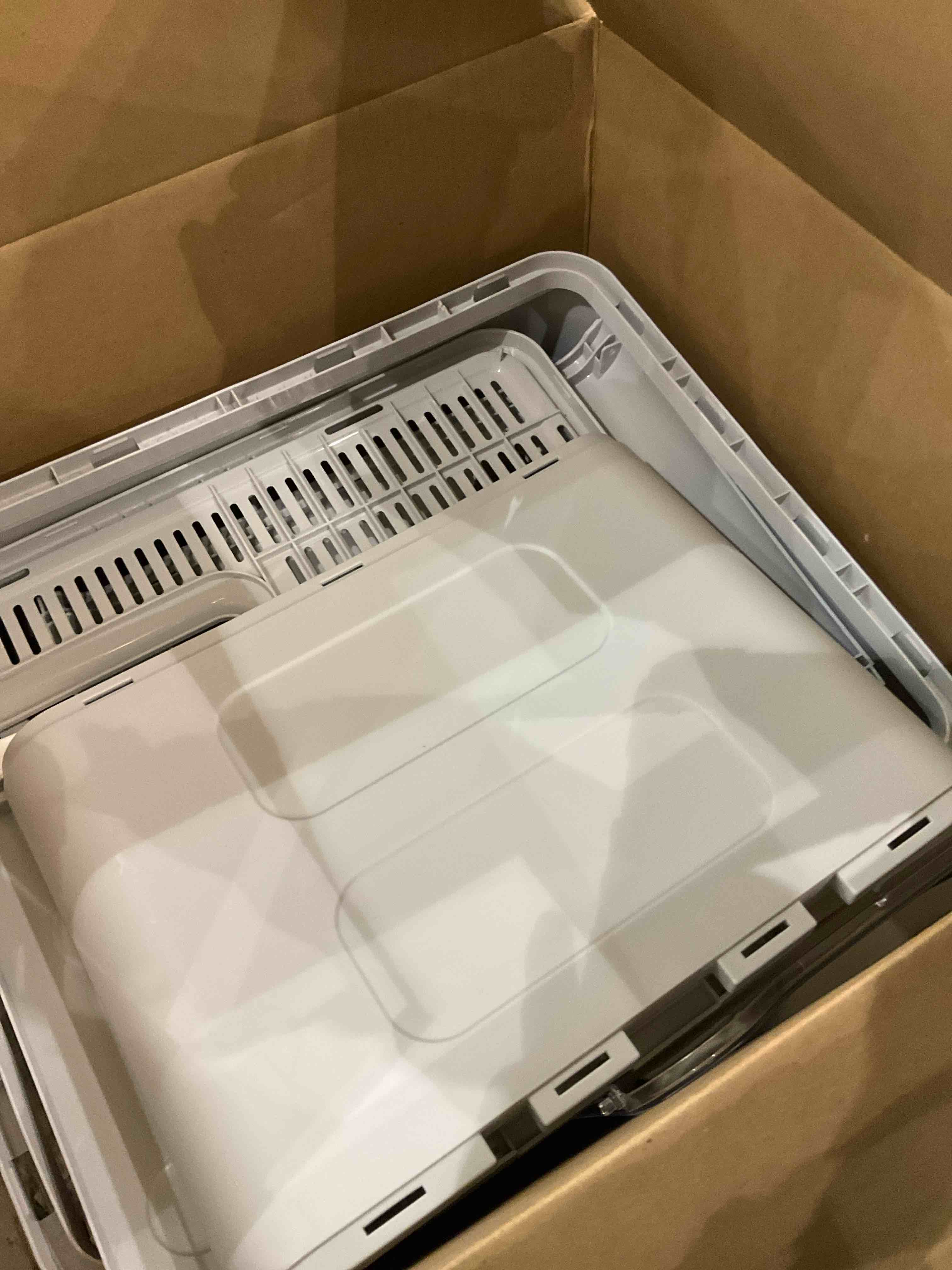 https://s3.amazonaws.com/lotting-images-prod/bidfta/PPE2571053_1744979525175.jpeg