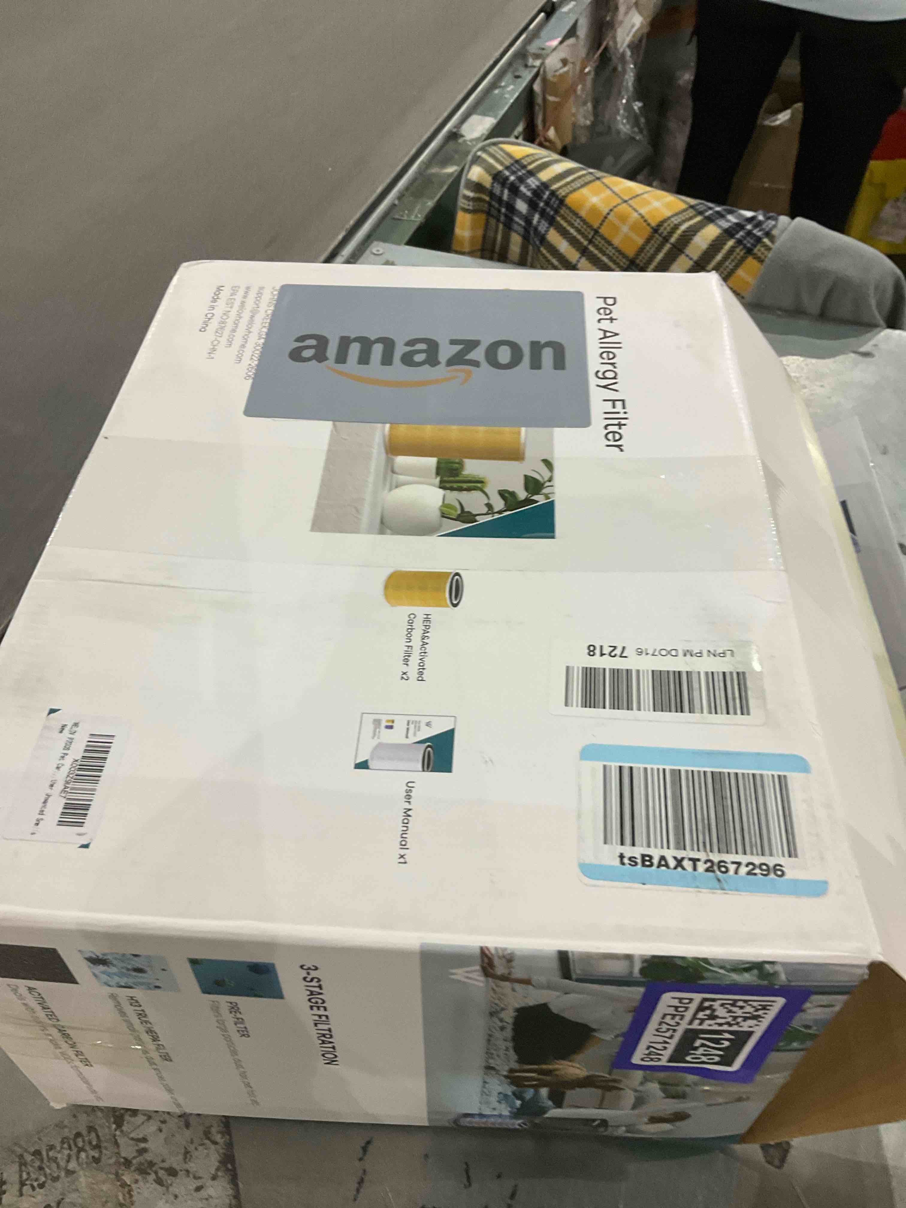 https://s3.amazonaws.com/lotting-images-prod/bidfta/PPE2571248_1745321941298.jpeg