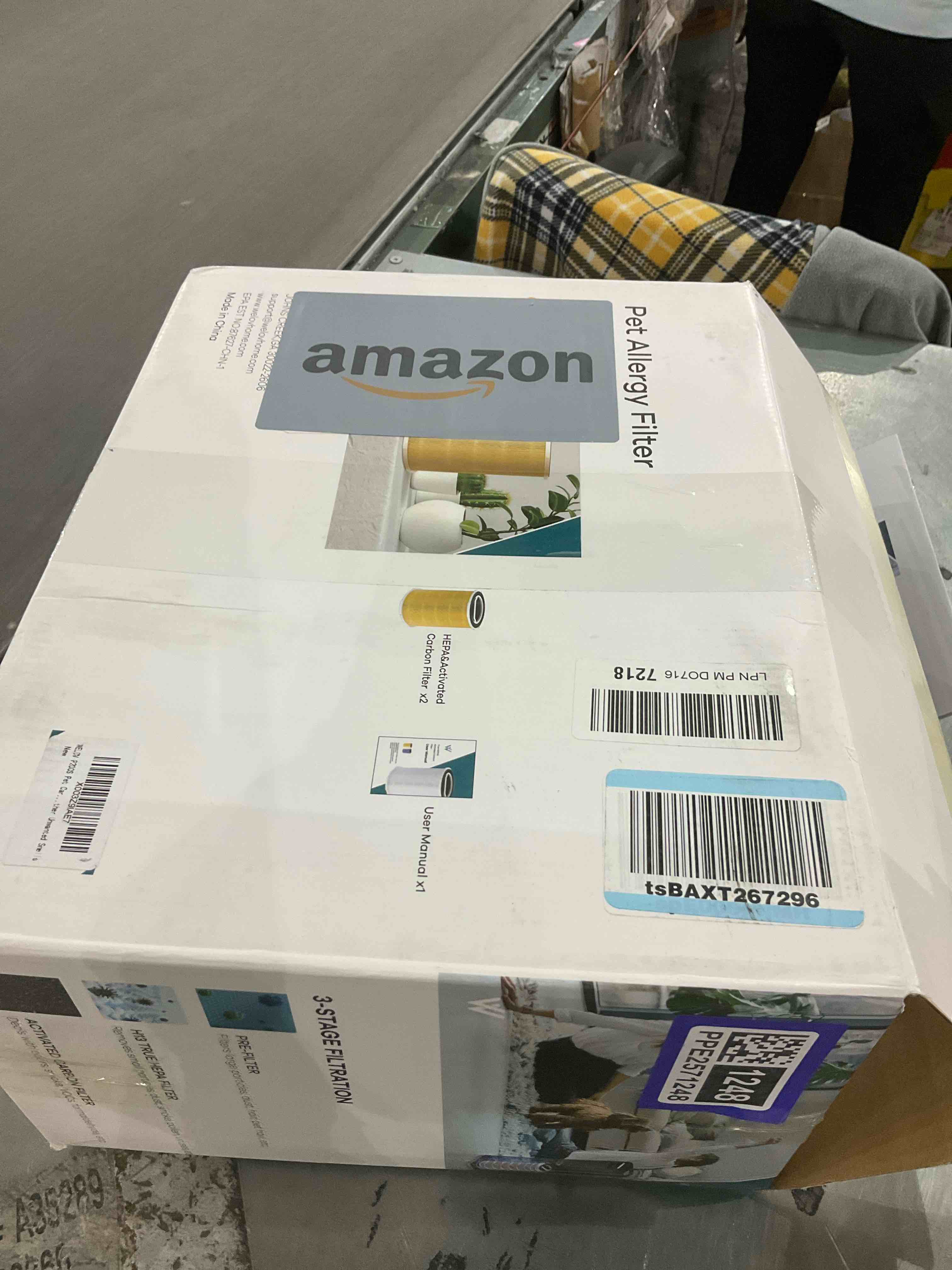 https://s3.amazonaws.com/lotting-images-prod/bidfta/PPE2571248_1745321942352.jpeg