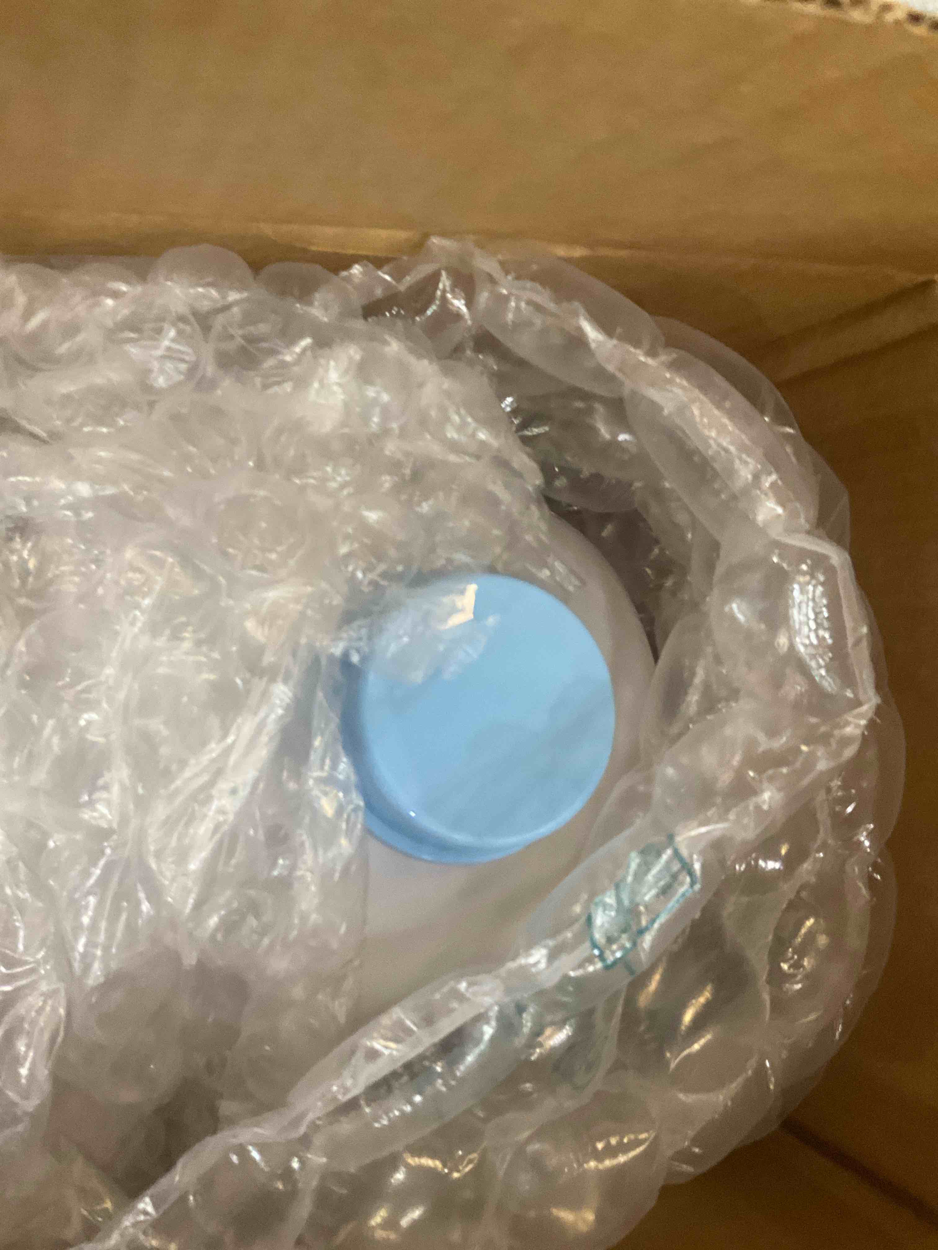 https://s3.amazonaws.com/lotting-images-prod/bidfta/PPE2571715_1744995997652.jpeg