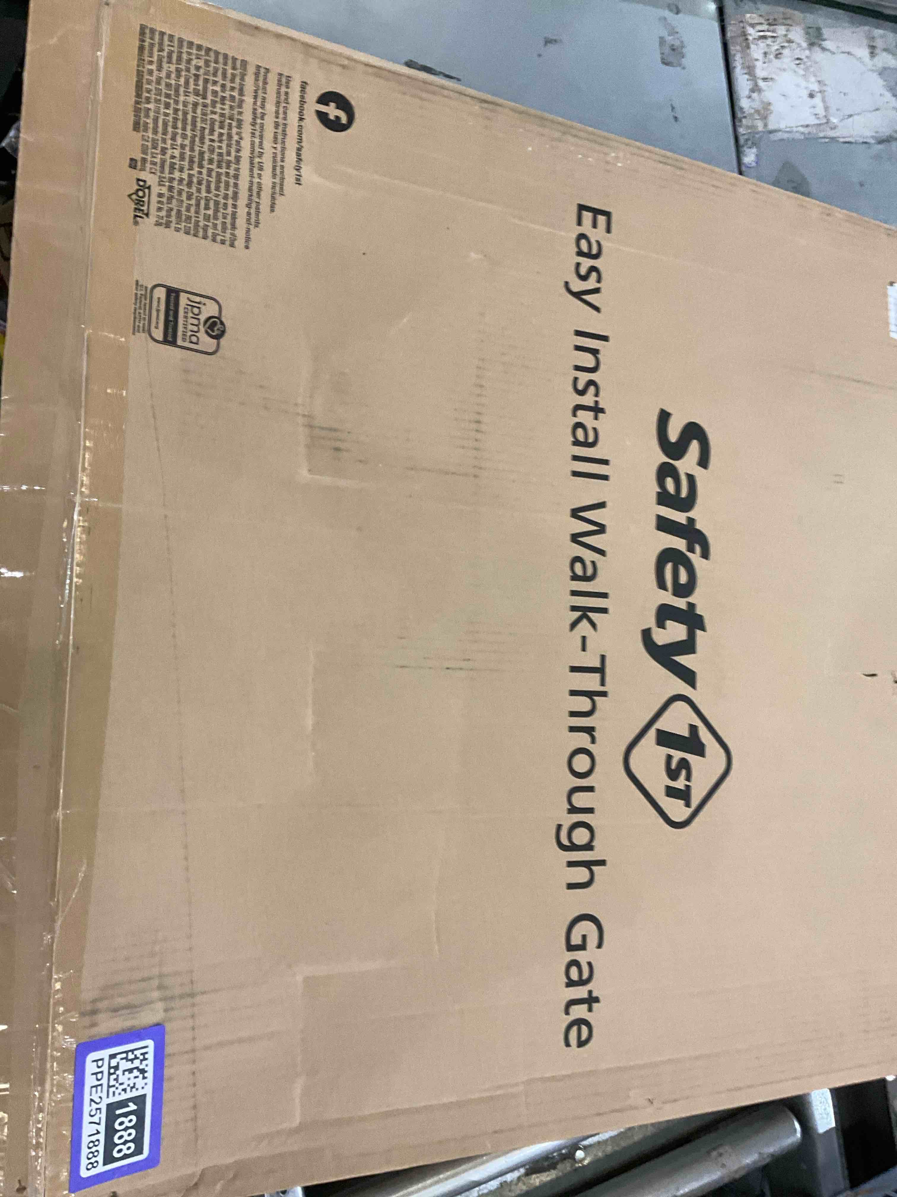 Safety 1st Easy Install Walk Thru Baby Gate for Doorways, Gate With Door, Dog Gates, Fits 29"-38", Easy Install 28" Tall, White