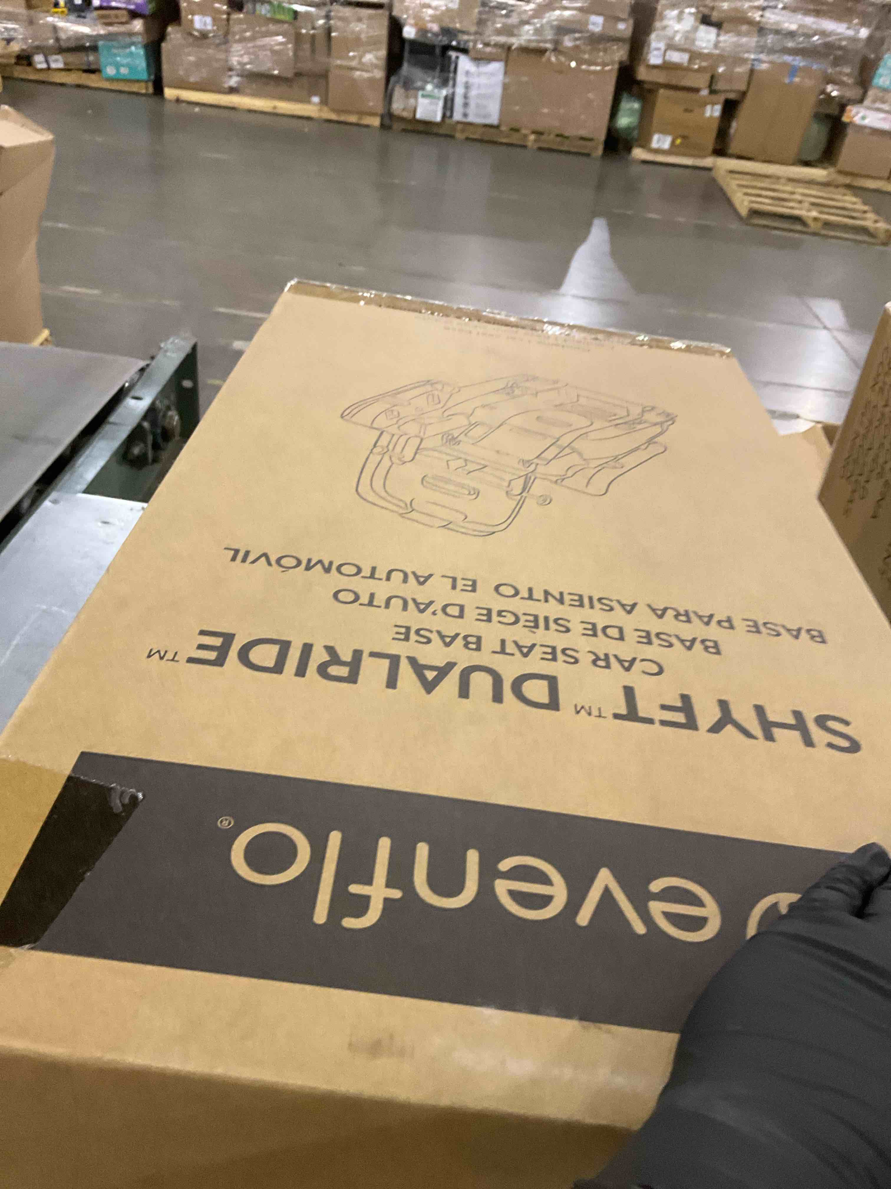 https://s3.amazonaws.com/lotting-images-prod/bidfta/PPE2572288_1744975445062.jpeg