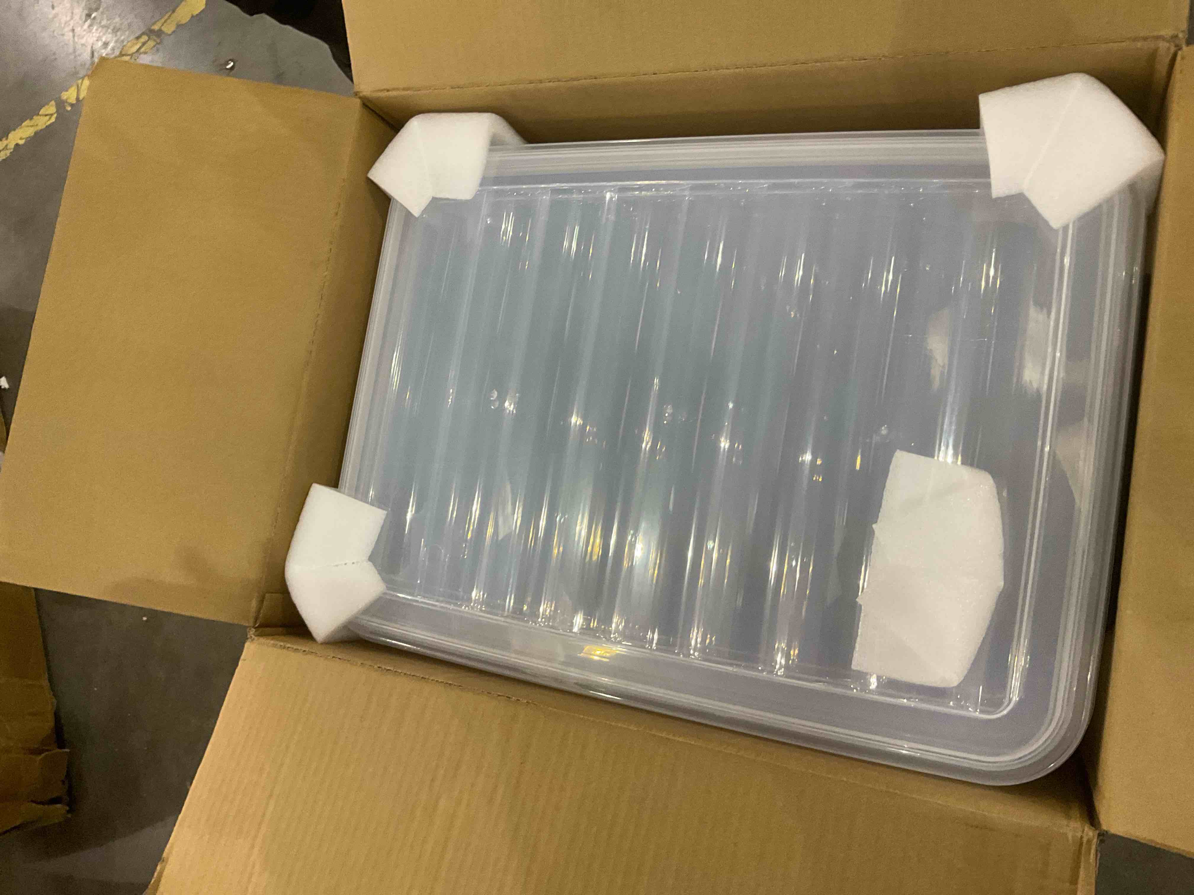https://s3.amazonaws.com/lotting-images-prod/bidfta/PPE2572456_1744977096676.jpeg