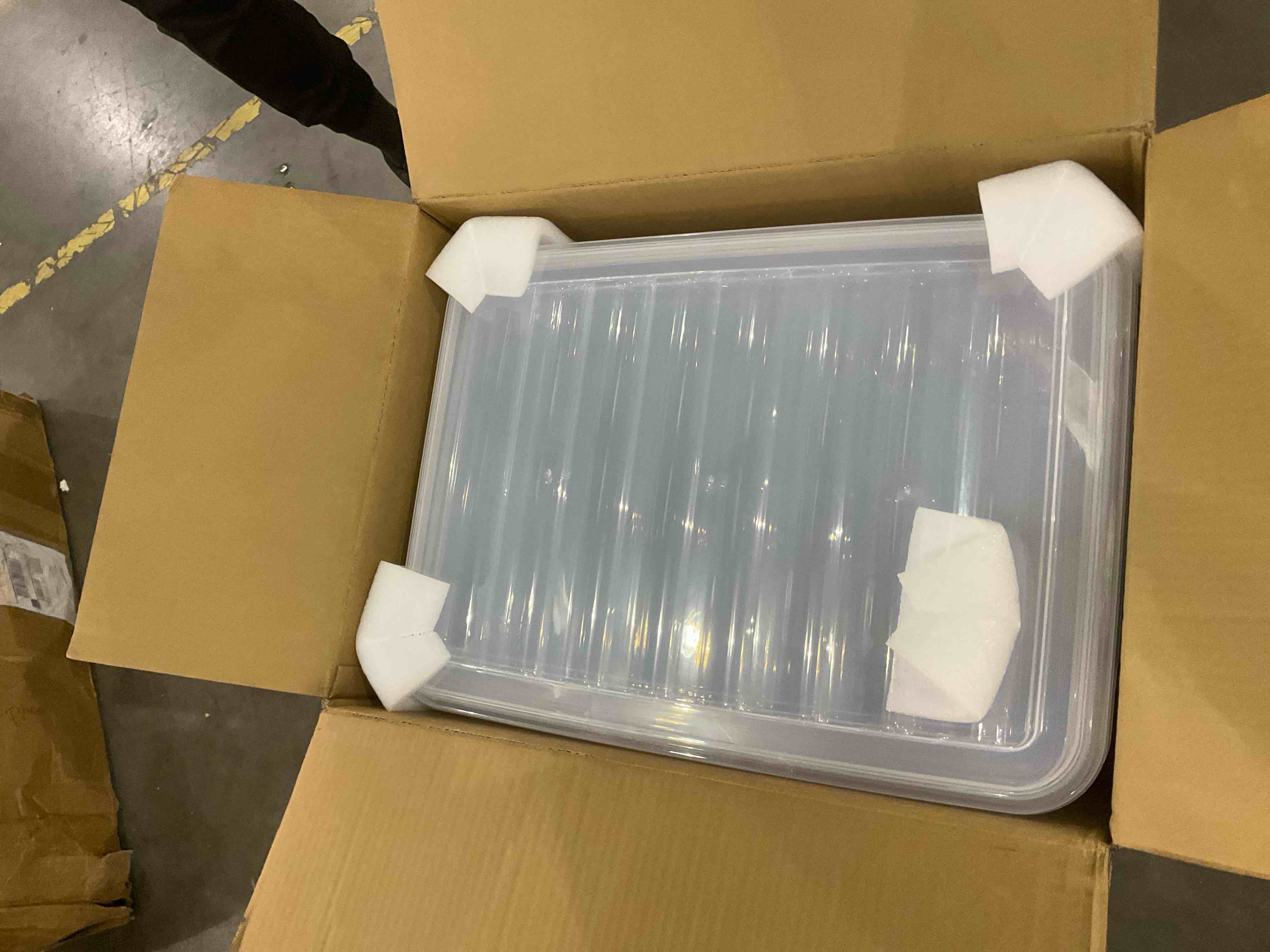 https://s3.amazonaws.com/lotting-images-prod/bidfta/PPE2572456_1744977101809.jpeg