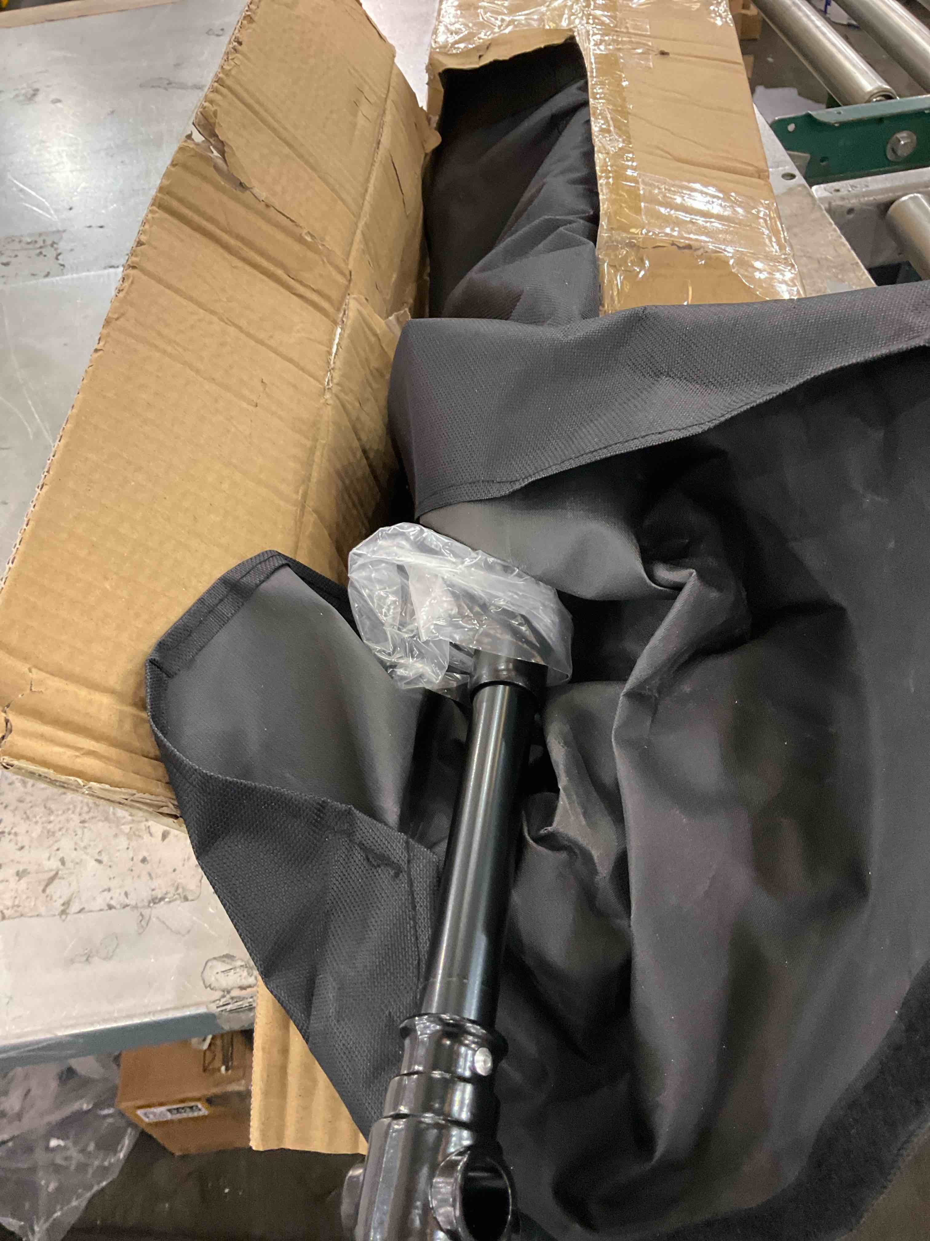 https://s3.amazonaws.com/lotting-images-prod/bidfta/PPE2572507_1744983757418.jpeg